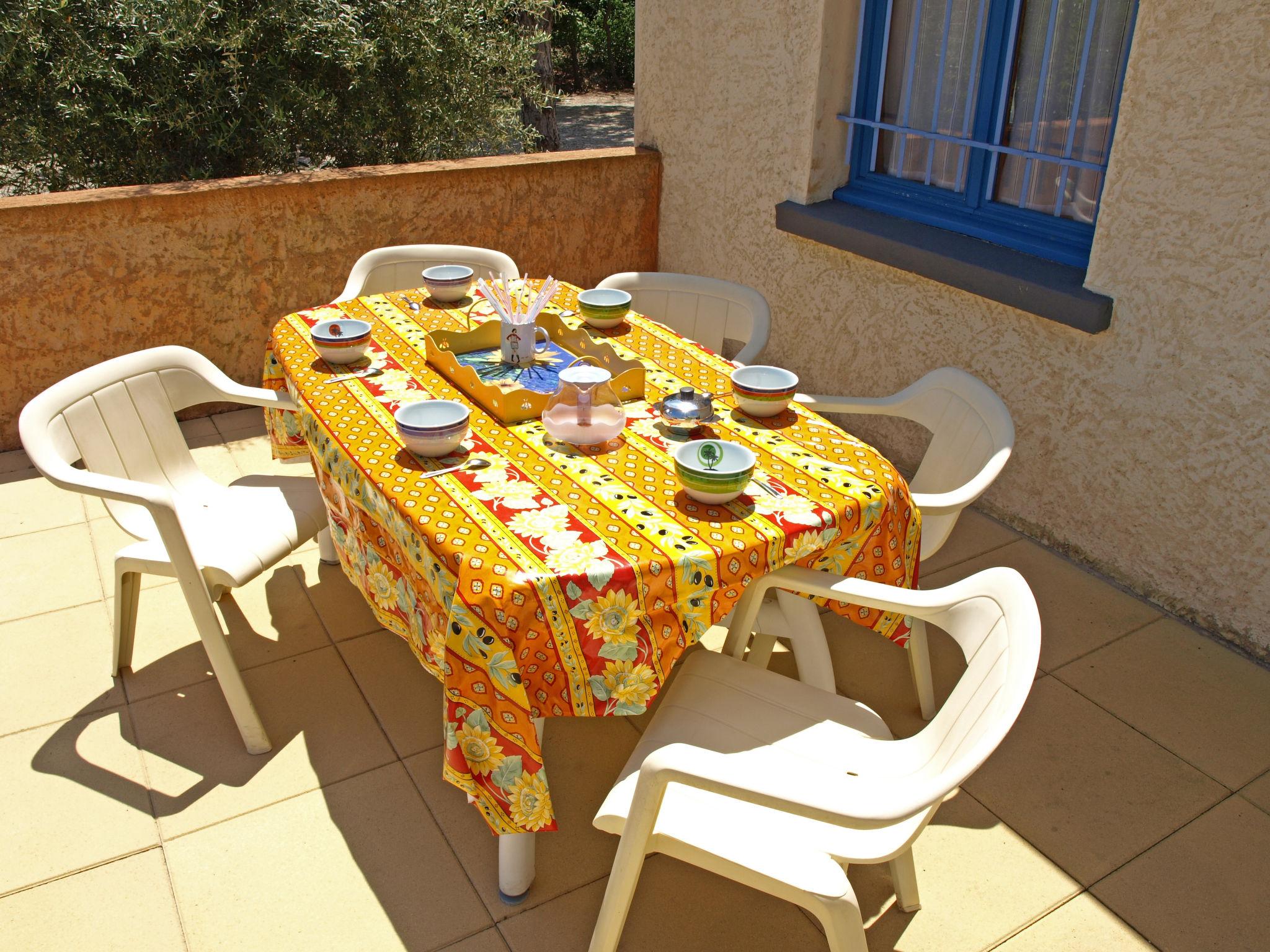 Photo 16 - Maison de 2 chambres à Flassan avec piscine privée et jardin