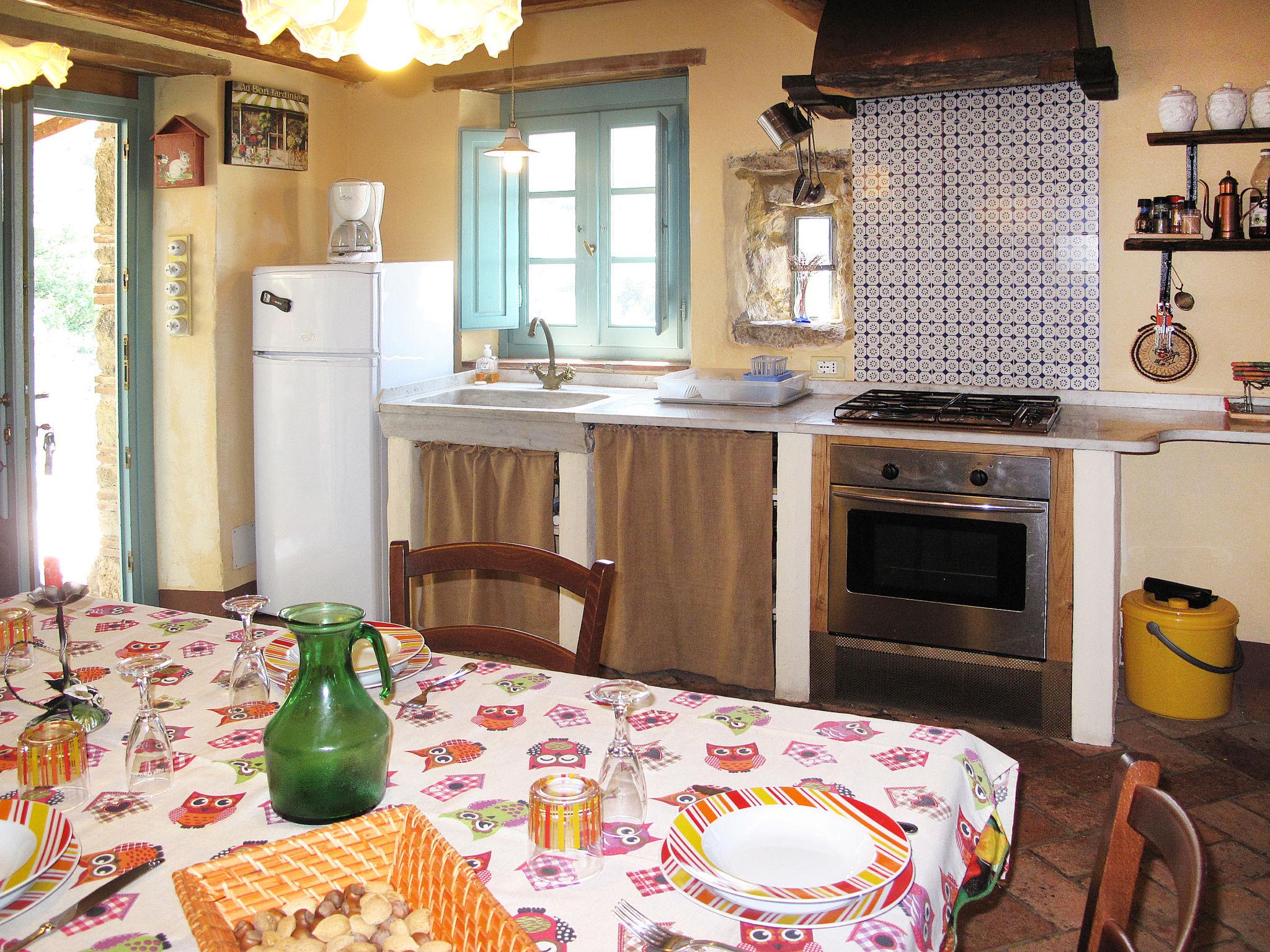 Photo 9 - Maison de 2 chambres à Camaiore avec piscine privée et jardin