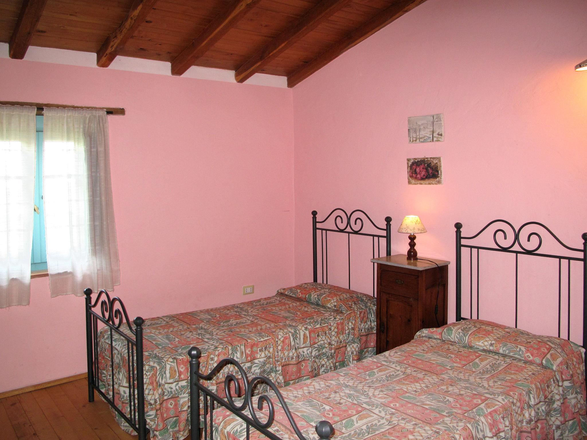 Photo 12 - 2 bedroom House in Camaiore with private pool and sea view