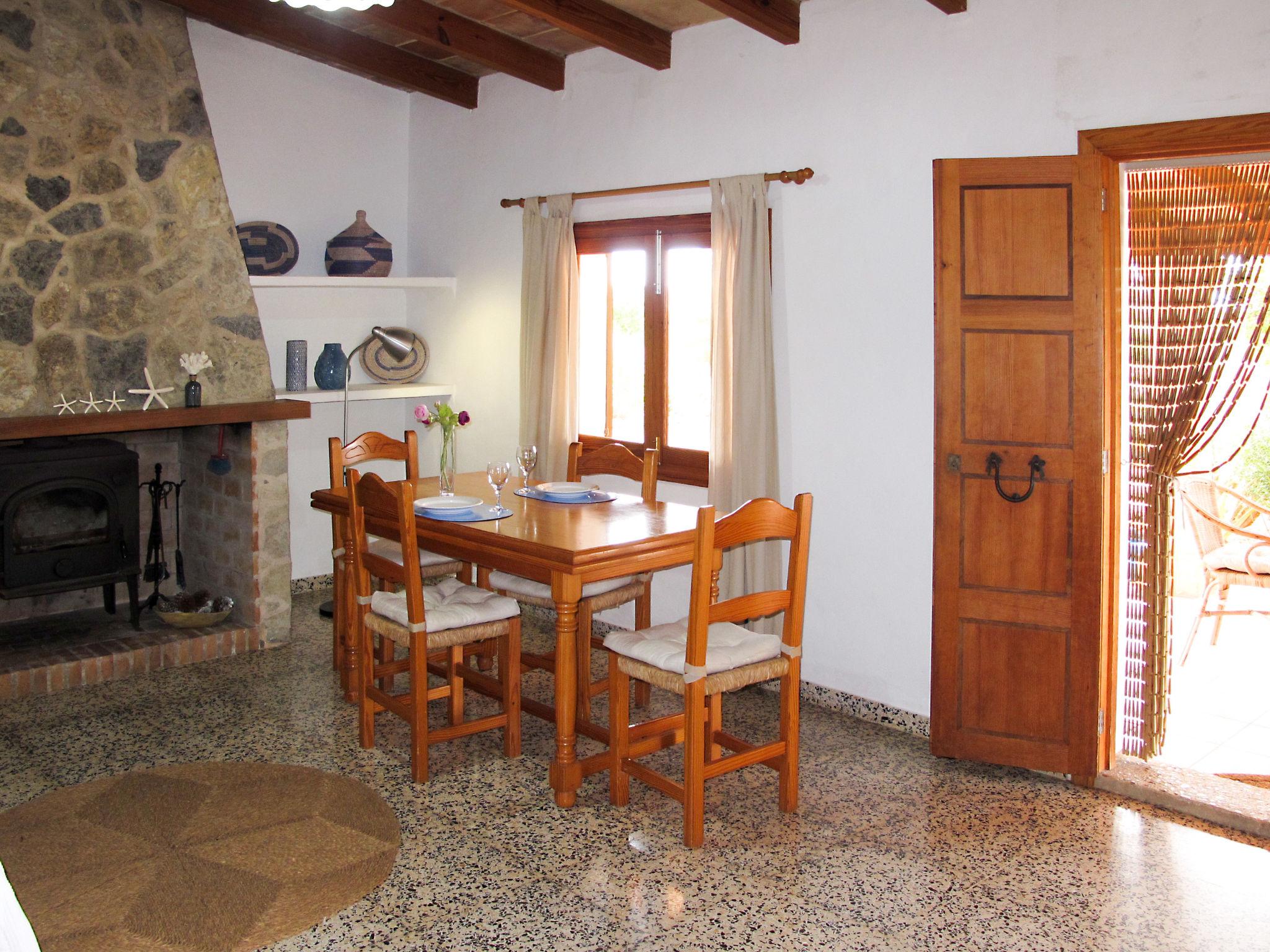 Photo 4 - 2 bedroom House in Santanyí with private pool and sea view