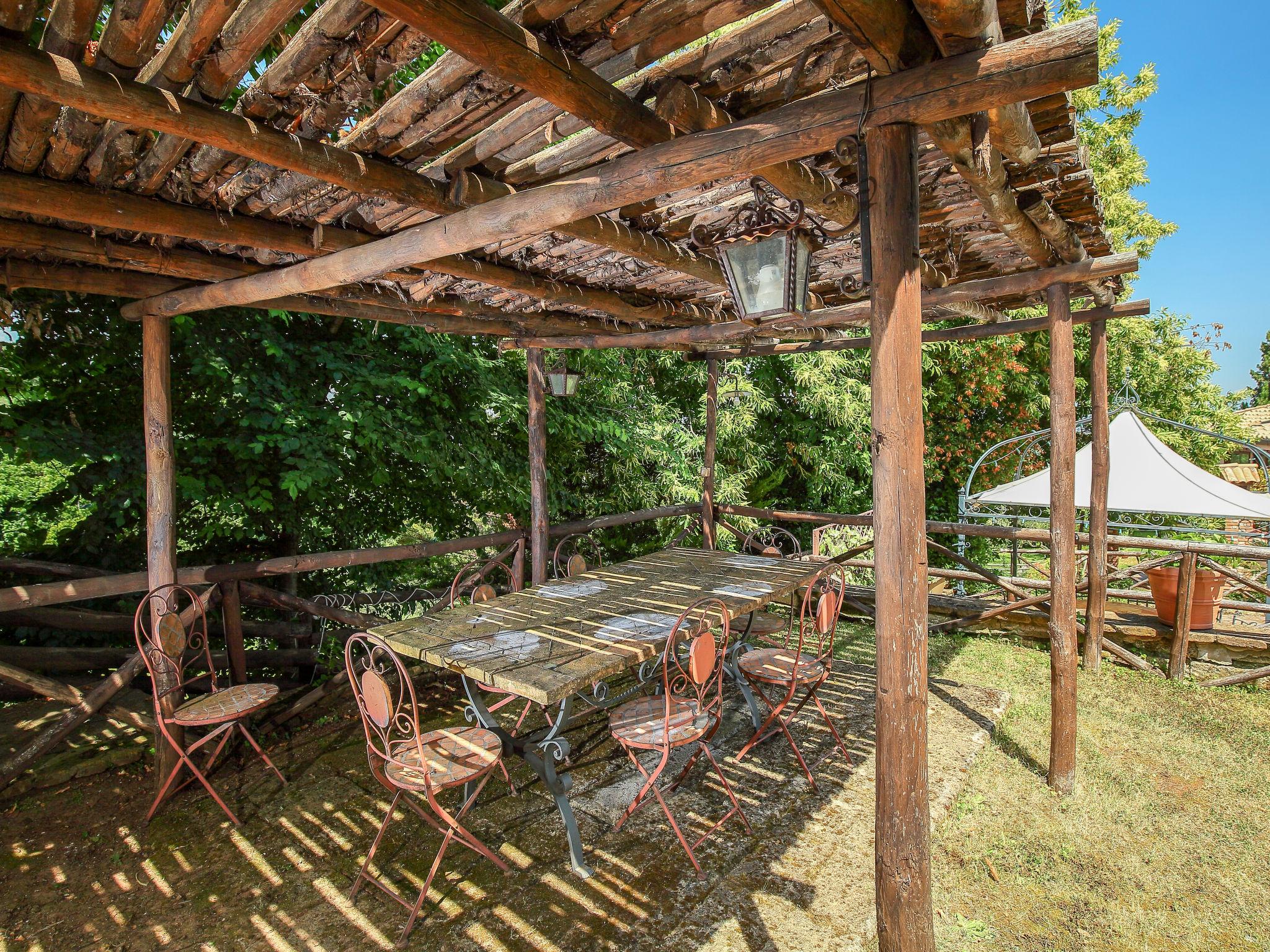 Foto 4 - Casa de 5 habitaciones en Monte Compatri con piscina privada y vistas a la montaña