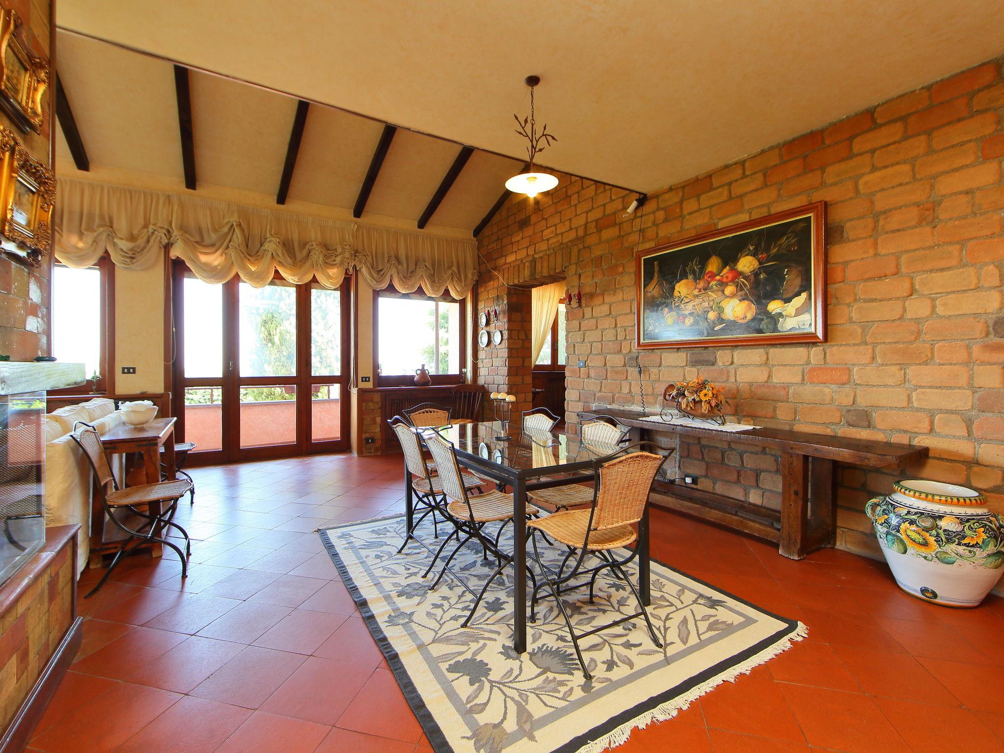 Photo 8 - Maison de 5 chambres à Monte Compatri avec piscine privée et vues sur la montagne