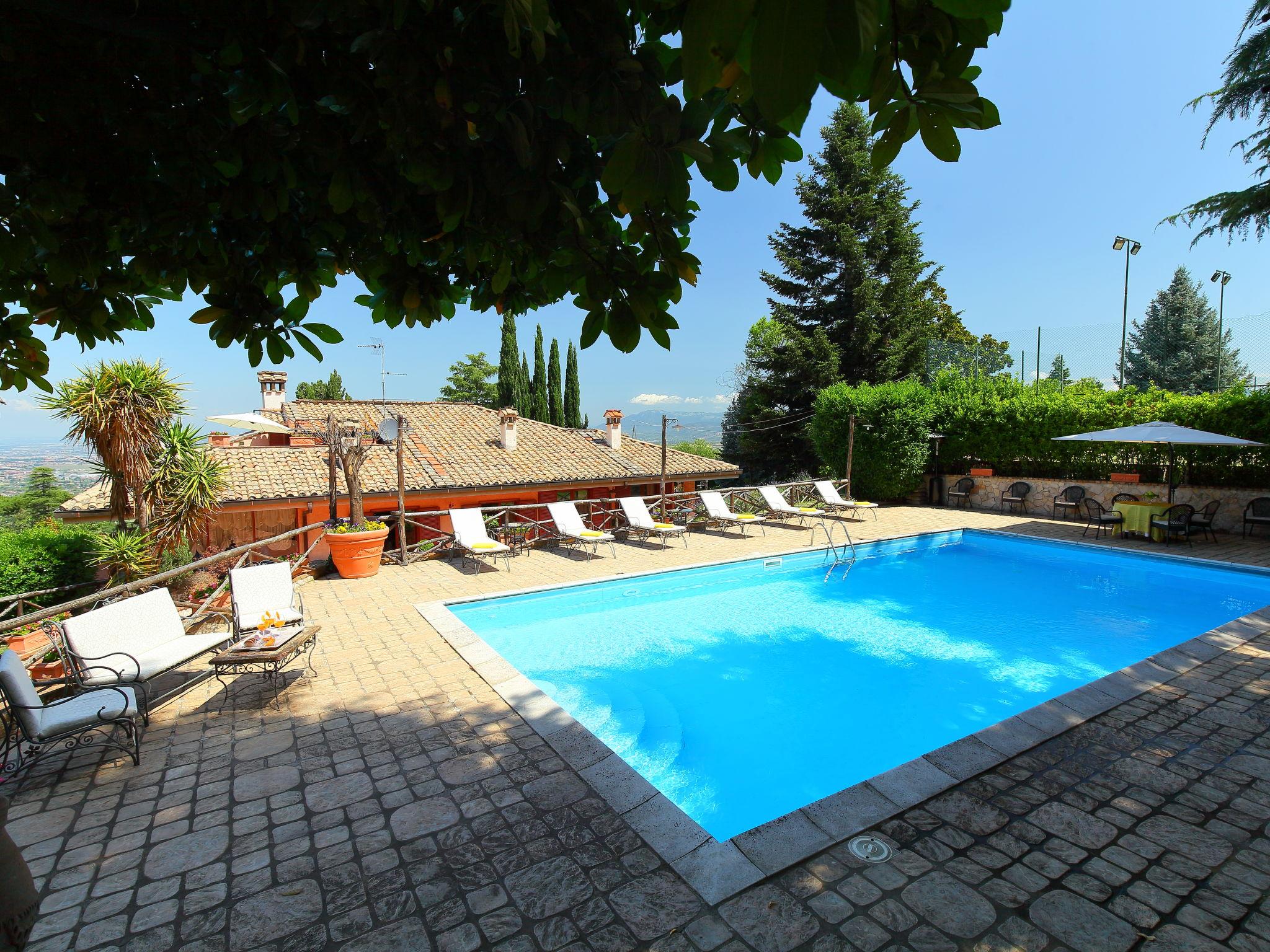 Photo 38 - Maison de 5 chambres à Monte Compatri avec piscine privée et jardin