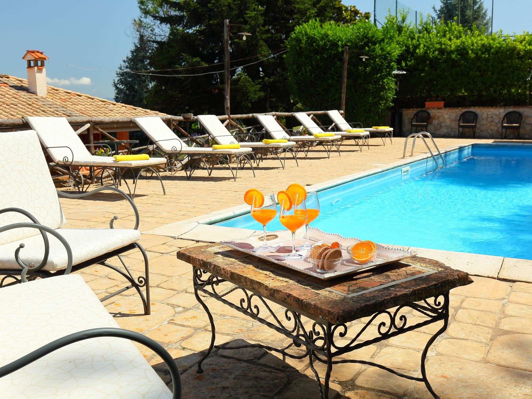 Photo 3 - Maison de 5 chambres à Monte Compatri avec piscine privée et jardin