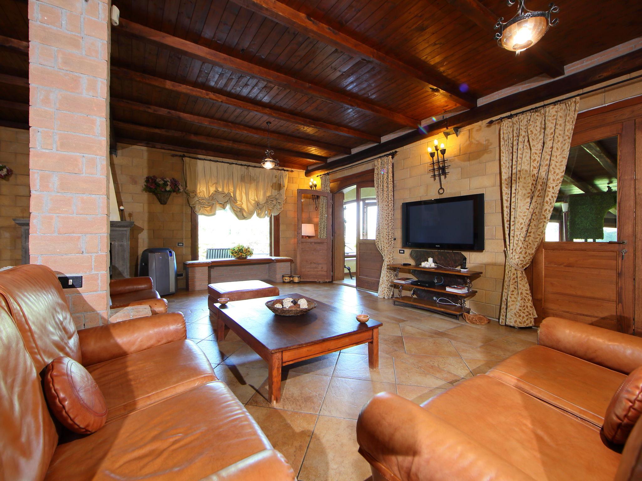 Photo 33 - 5 bedroom House in Monte Compatri with private pool and mountain view