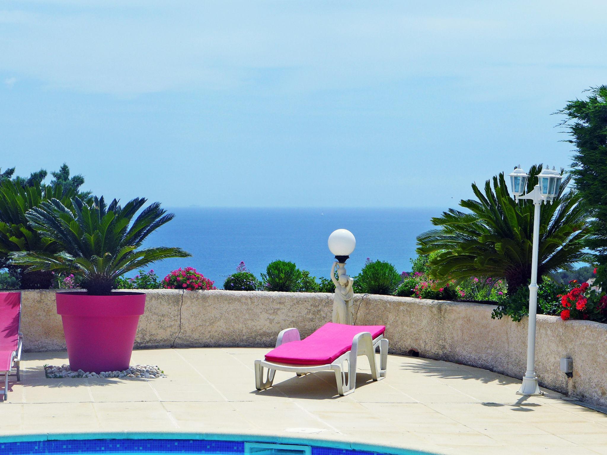 Photo 23 - Appartement de 2 chambres à Roquebrune-sur-Argens avec piscine privée et vues à la mer