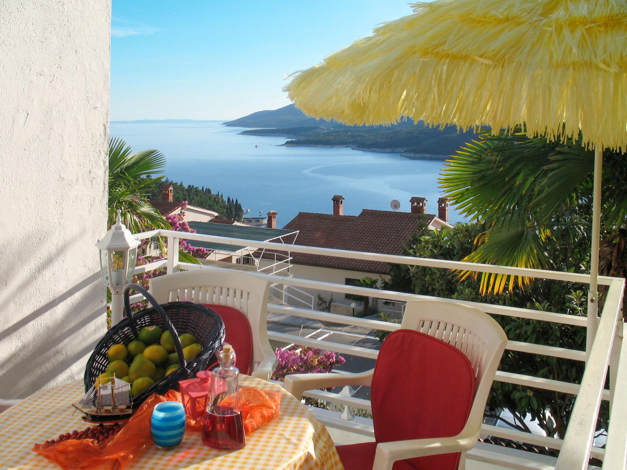 Photo 1 - Appartement de 2 chambres à Labin avec terrasse et vues à la mer