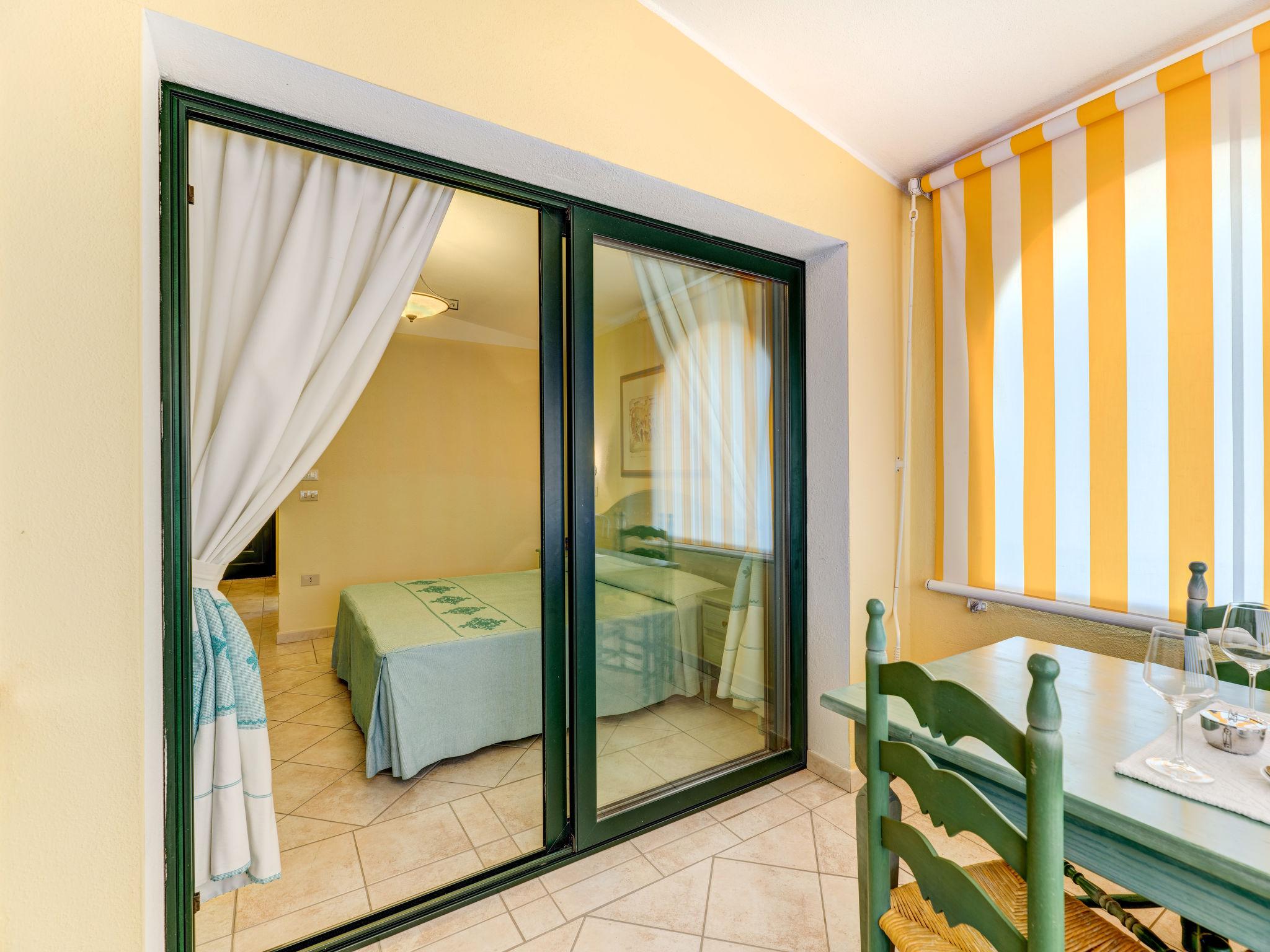 Foto 6 - Appartamento con 1 camera da letto a Orosei con piscina e vista mare