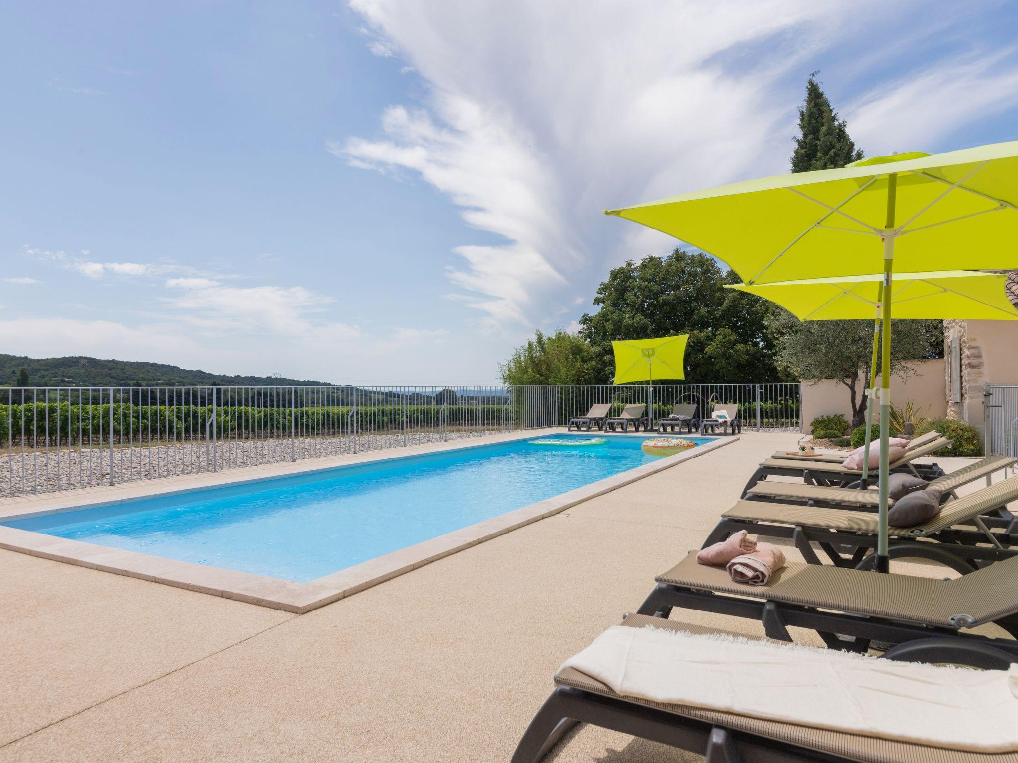 Photo 2 - Maison de 8 chambres à Valréas avec piscine privée et terrasse