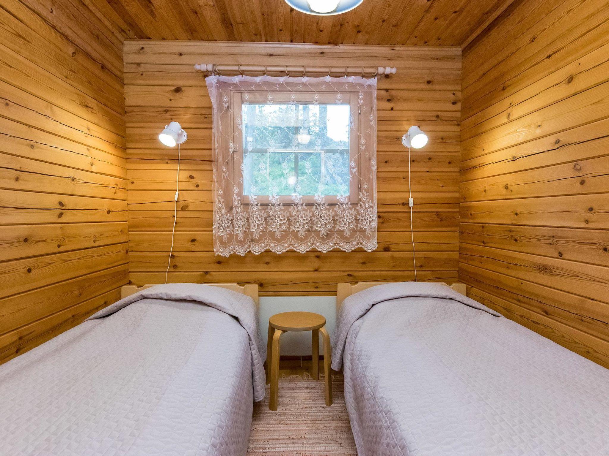 Foto 16 - Casa de 1 habitación en Kitee con sauna