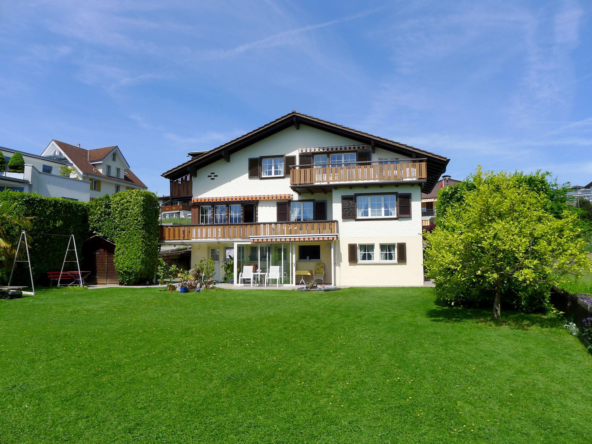 Photo 1 - Appartement de 1 chambre à Weggis avec jardin et vues sur la montagne