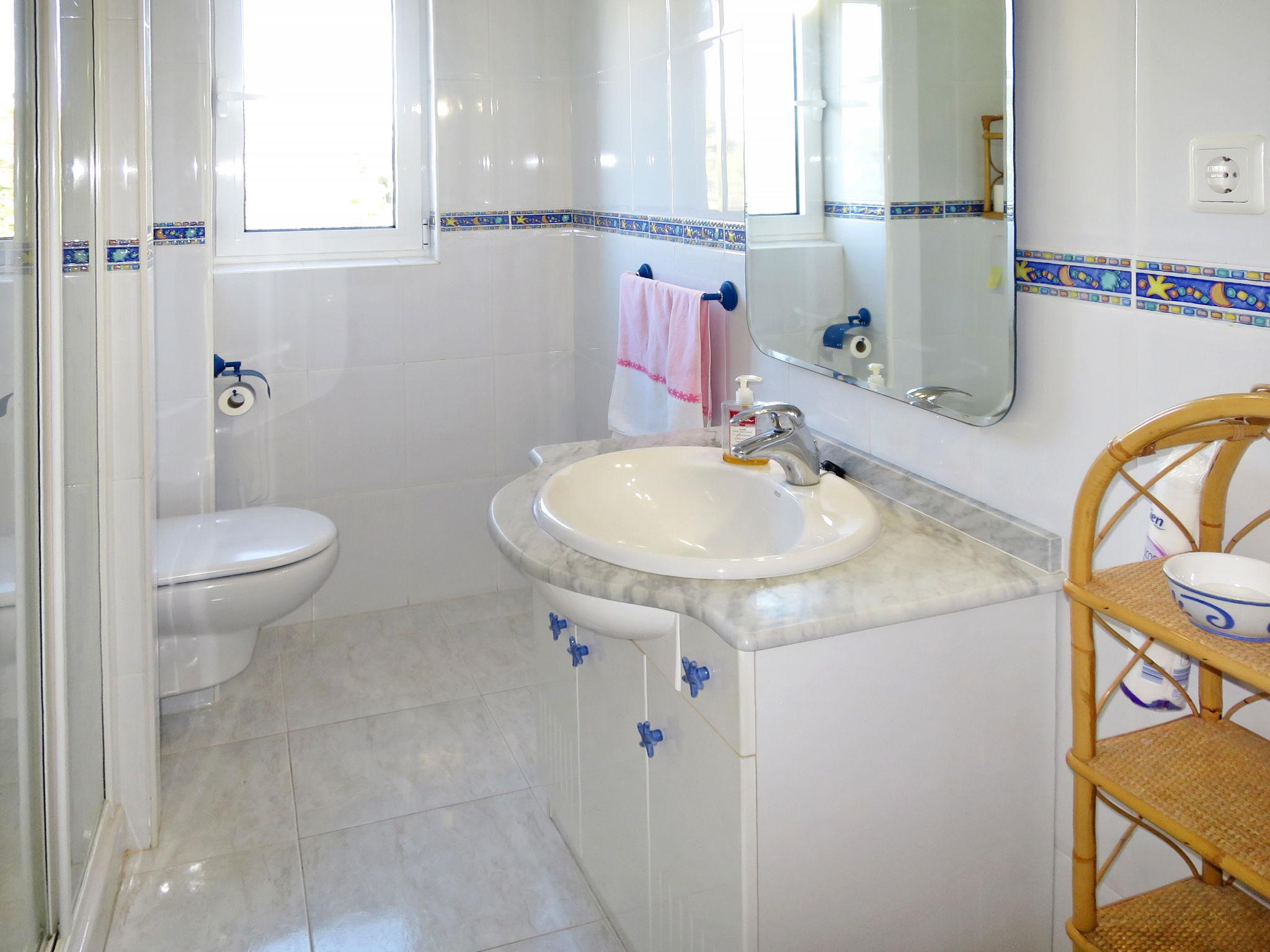 Photo 12 - 2 bedroom Apartment in Dénia with swimming pool and sea view