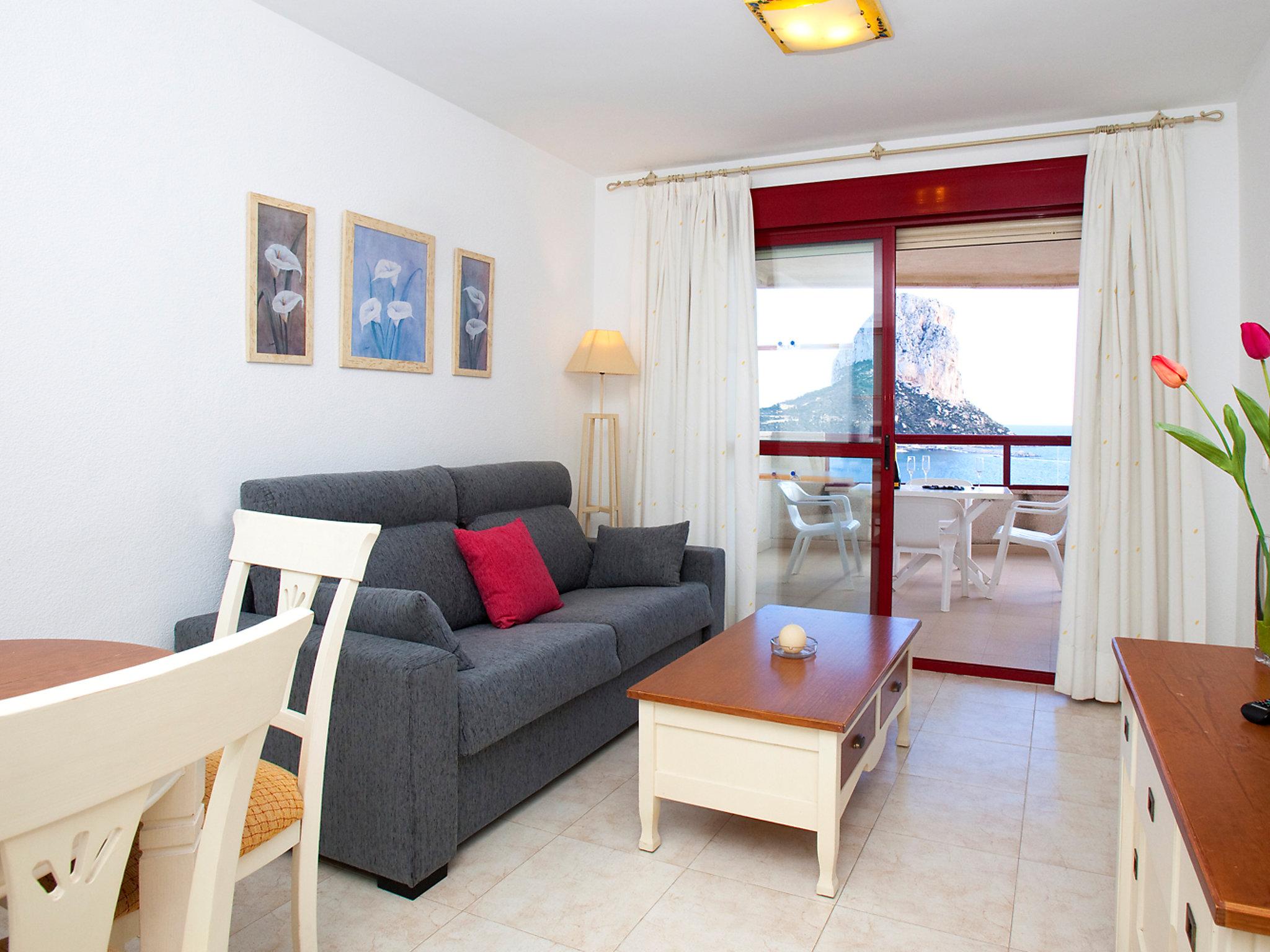 Photo 2 - 1 bedroom Apartment in Calp with swimming pool and sea view