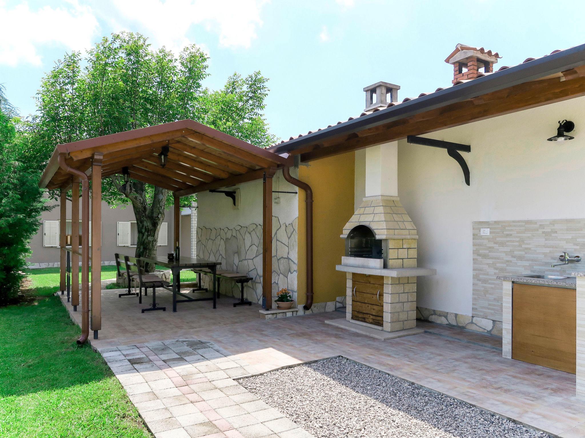 Photo 5 - Maison de 4 chambres à Labin avec piscine privée et vues à la mer