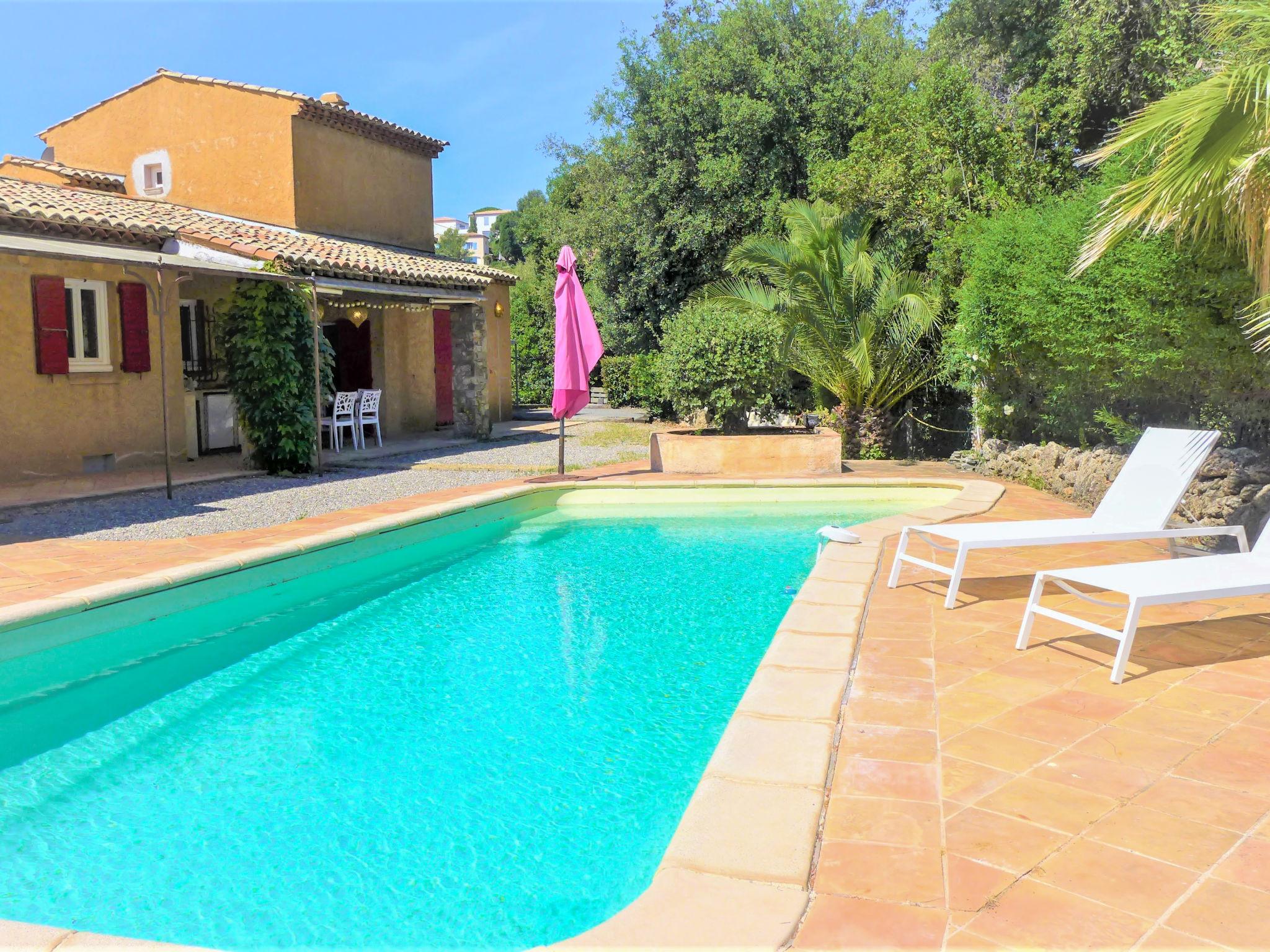 Photo 1 - 2 bedroom House in La Croix-Valmer with private pool and sea view