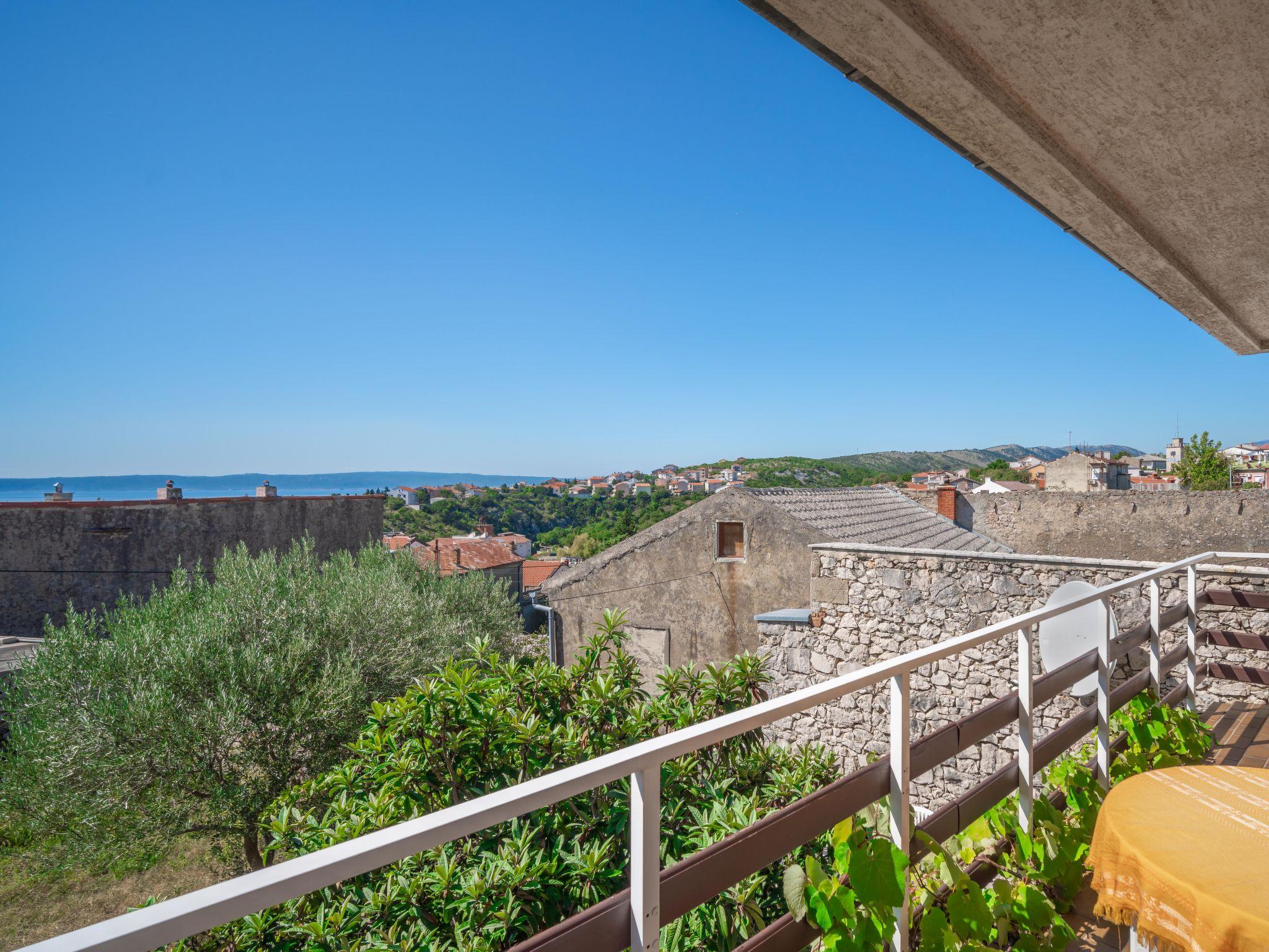 Photo 17 - Maison de 3 chambres à Novi Vinodolski avec terrasse et vues à la mer