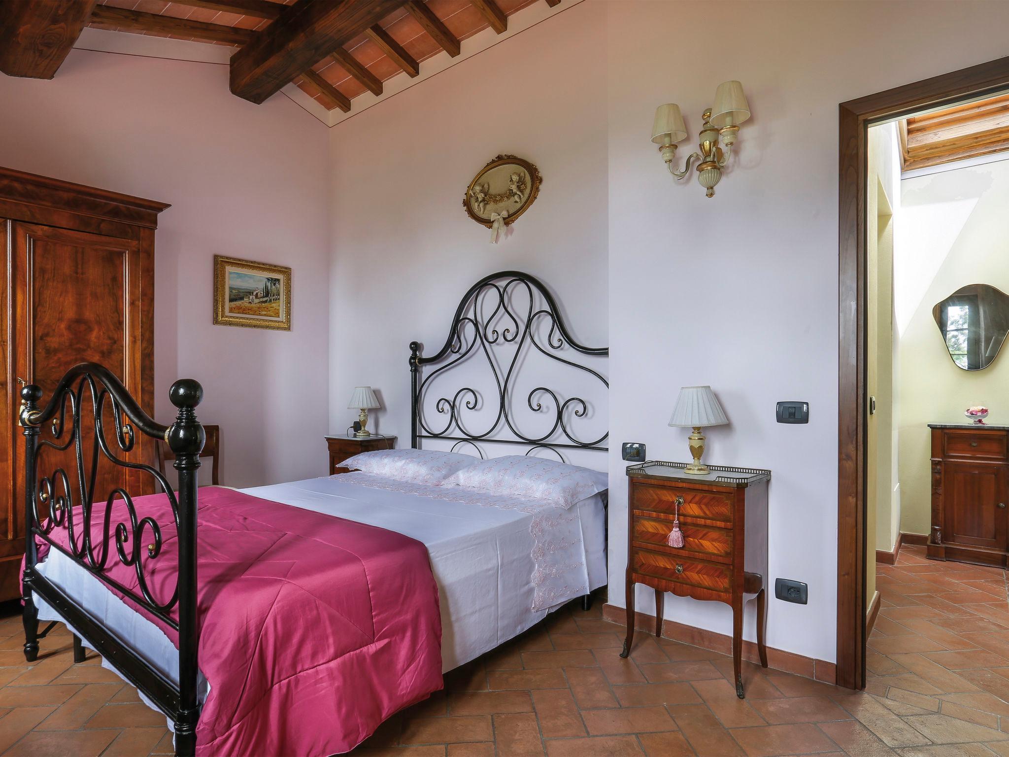 Photo 10 - 3 bedroom House in Montecatini Terme with private pool and terrace