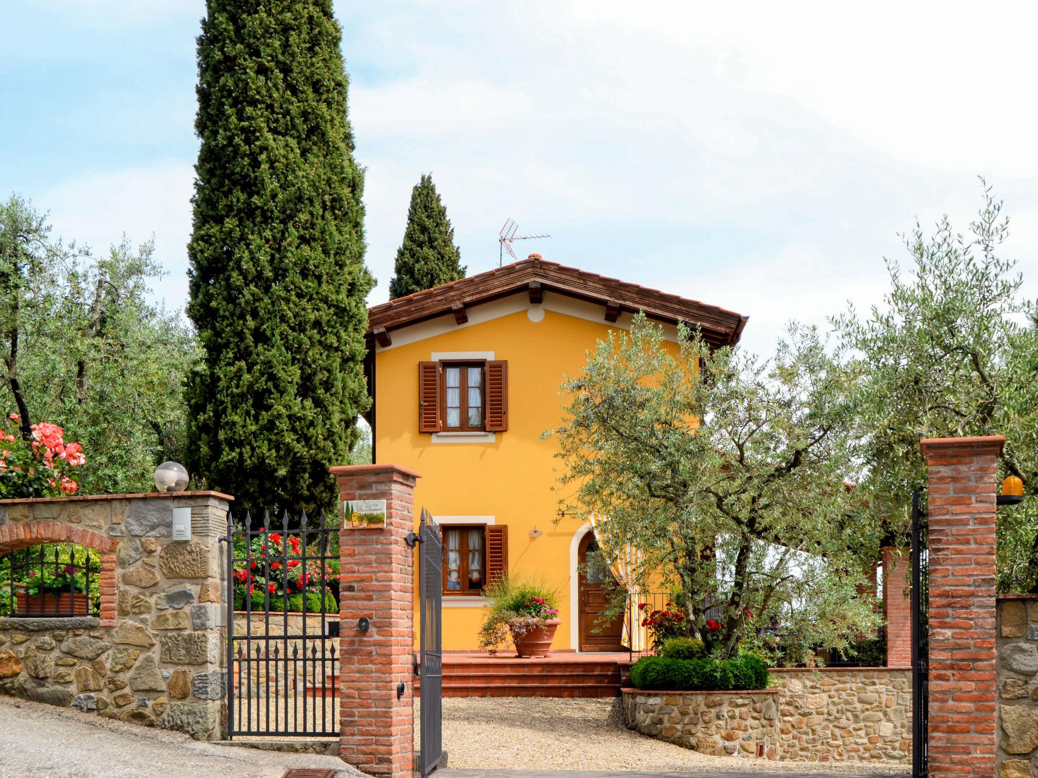 Foto 23 - Casa con 3 camere da letto a Montecatini Terme con piscina privata e terrazza