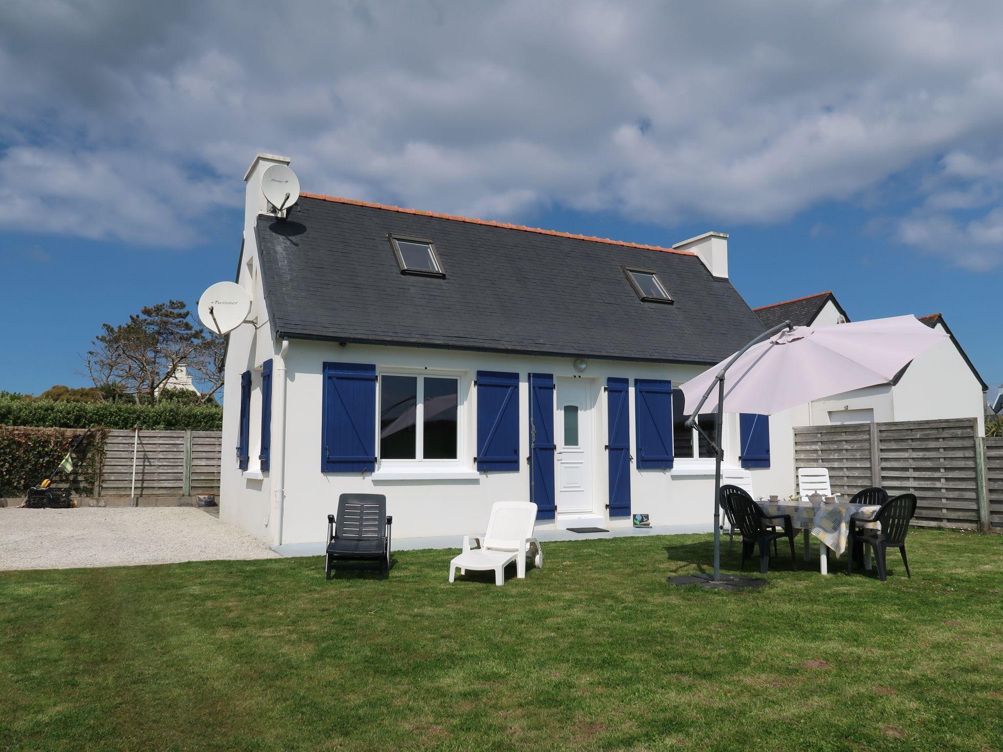 Photo 1 - Maison de 2 chambres à Primelin avec jardin et terrasse