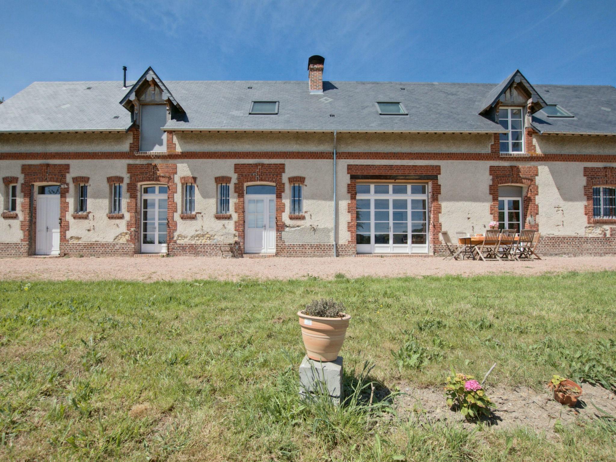 Foto 37 - Haus mit 4 Schlafzimmern in Trouville-sur-Mer mit garten