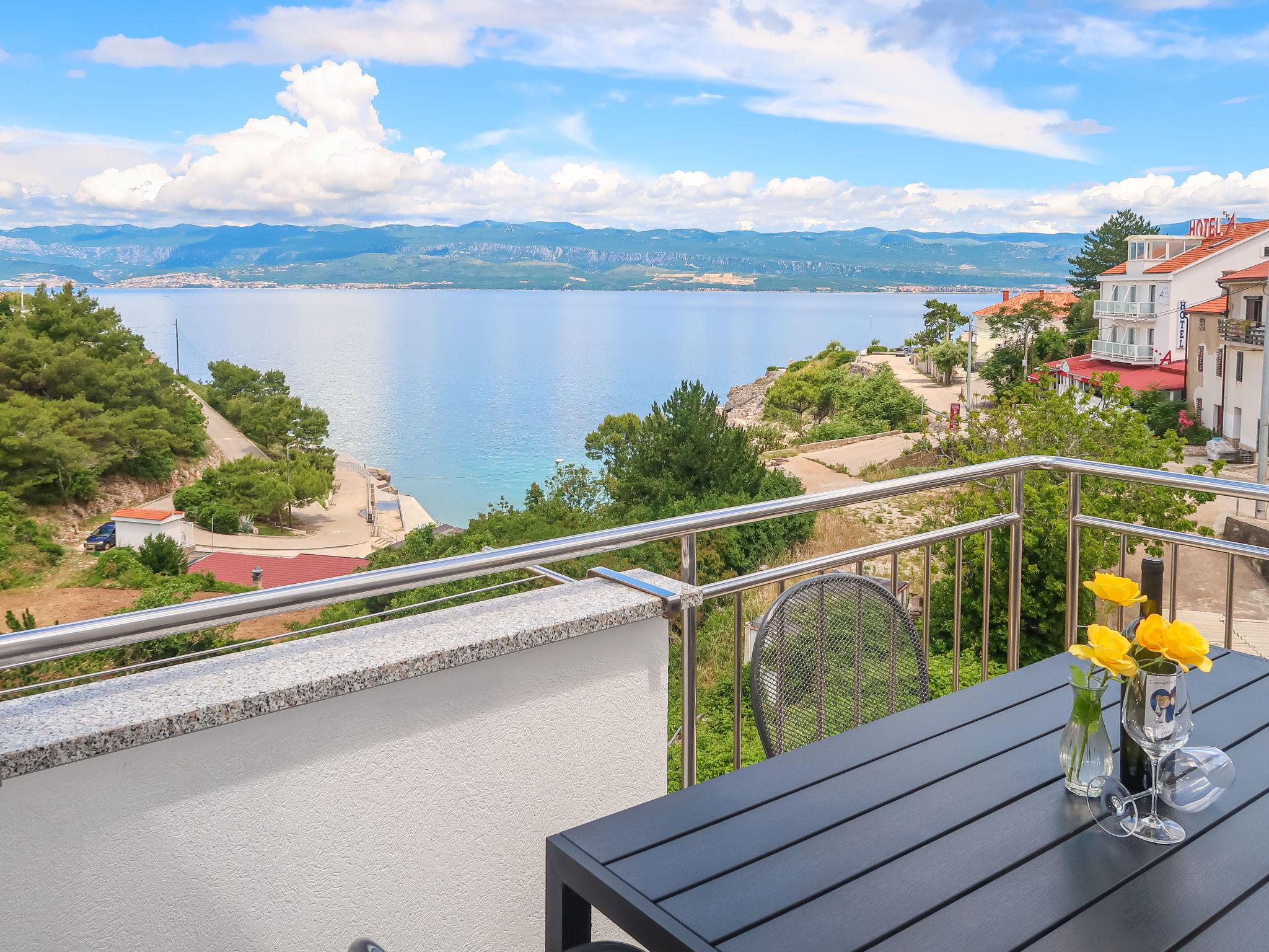 Photo 9 - 2 bedroom Apartment in Vrbnik with sea view