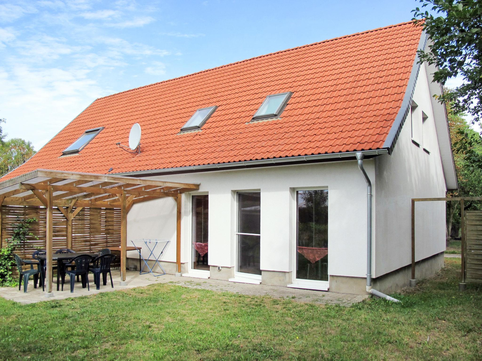 Foto 1 - Haus mit 2 Schlafzimmern in Neu Poserin mit garten und blick auf die berge