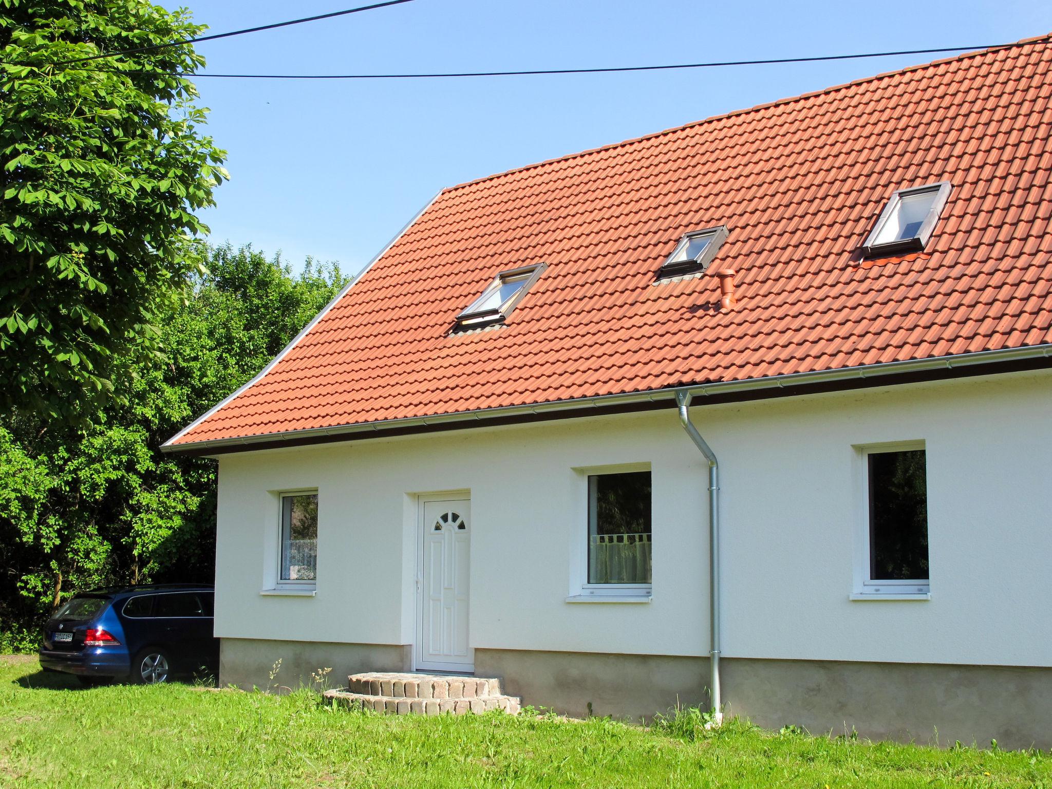 Foto 16 - Casa de 2 quartos em Neu Poserin com jardim e terraço