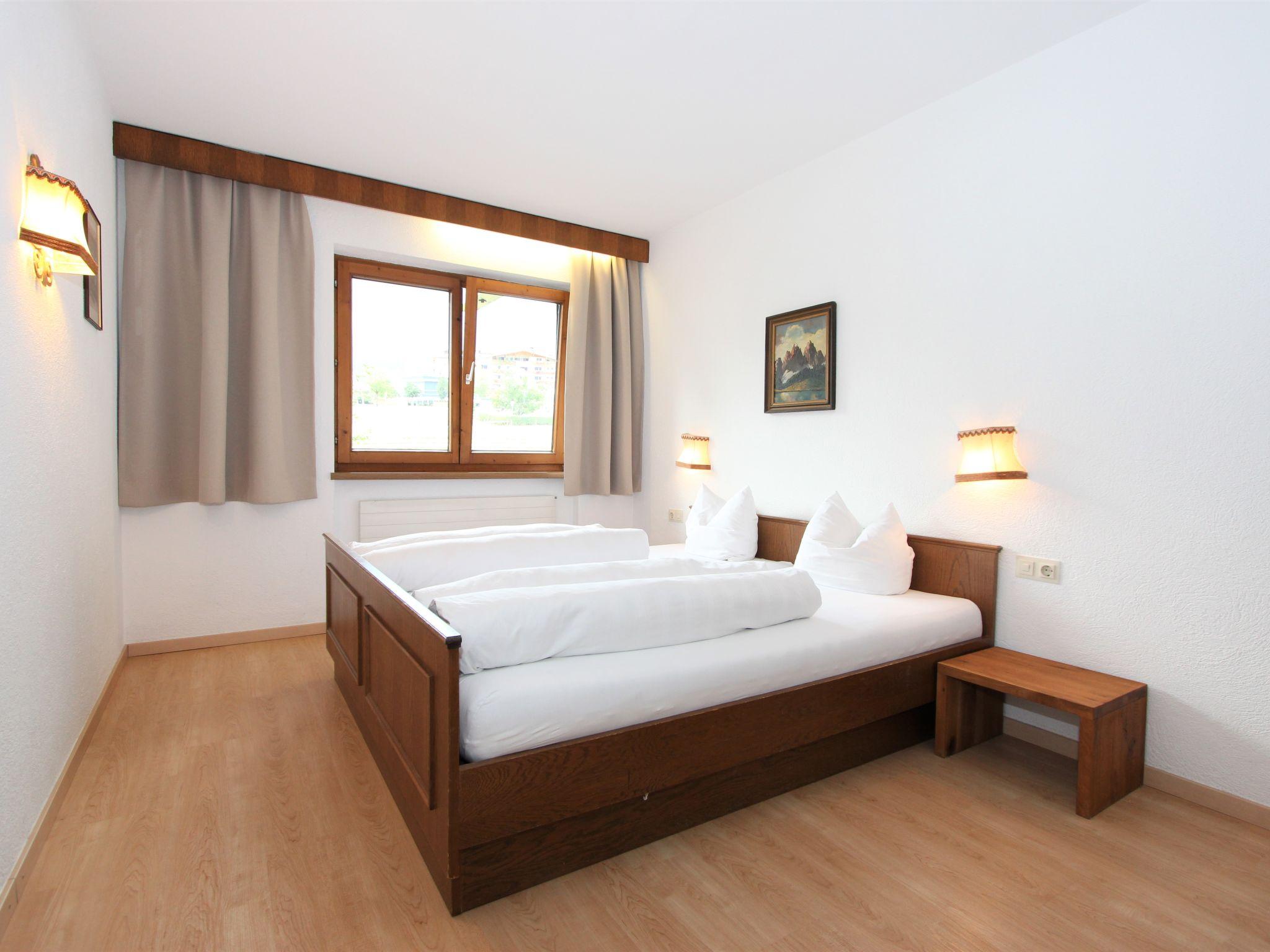 Foto 2 - Appartamento con 1 camera da letto a Fügen con giardino e vista sulle montagne