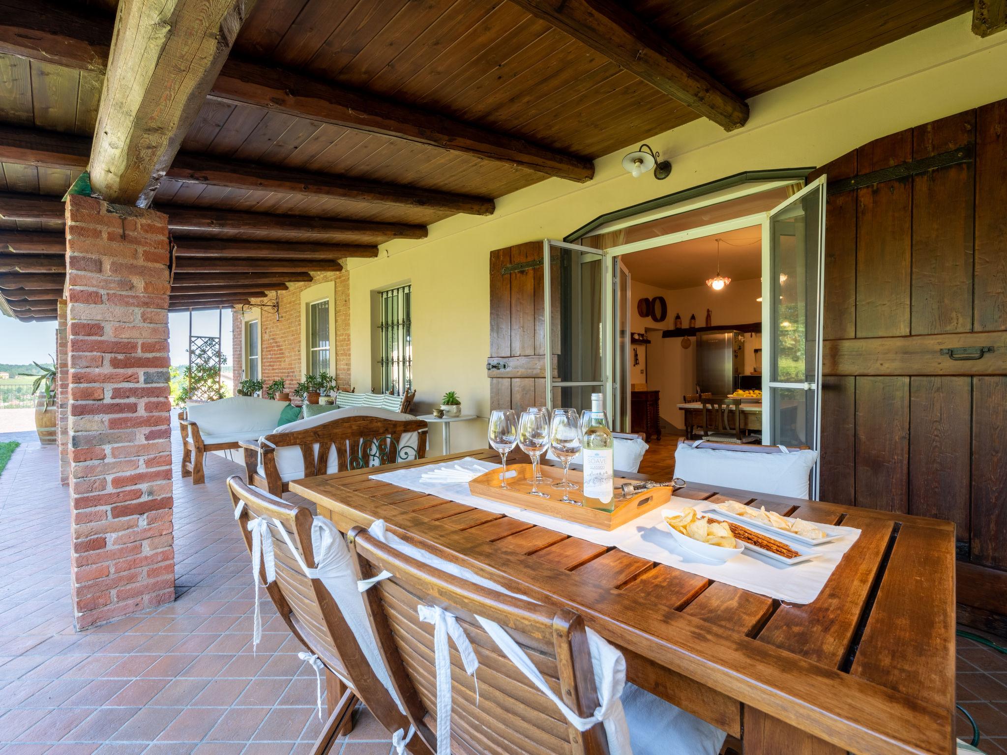 Photo 29 - Maison de 3 chambres à Asti avec piscine privée et jardin