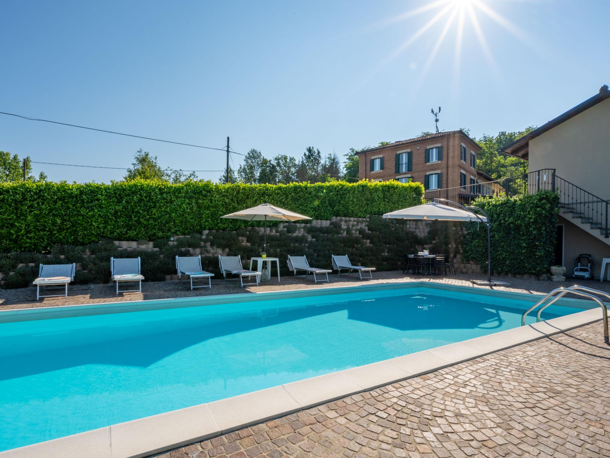 Photo 26 - Maison de 3 chambres à Asti avec piscine privée et jardin