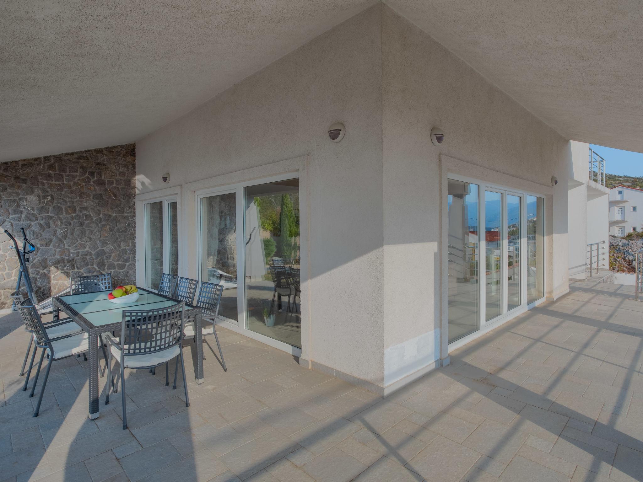 Foto 25 - Casa de 3 habitaciones en Senj con piscina privada y vistas al mar
