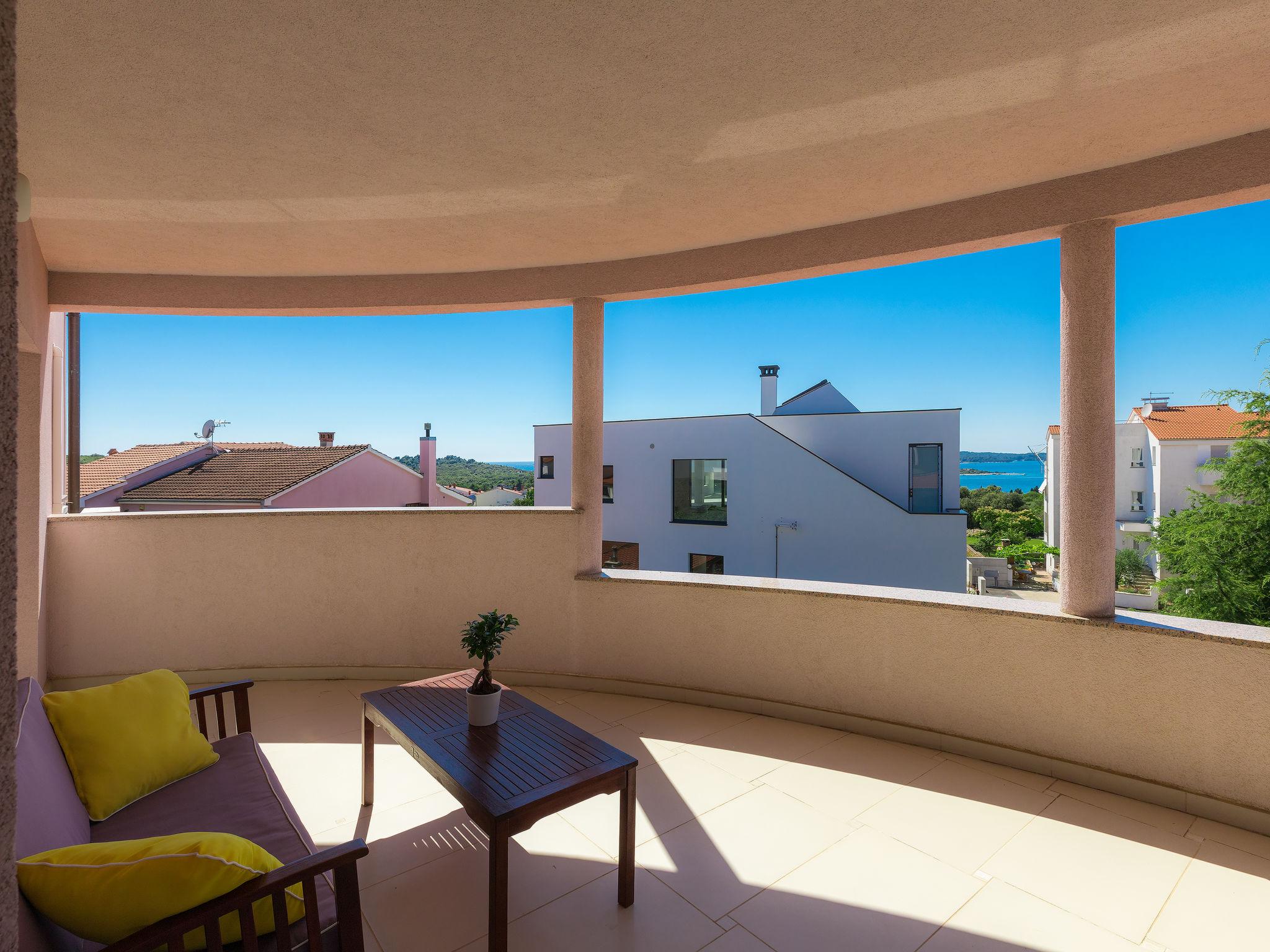 Photo 43 - Maison de 8 chambres à Pula avec piscine privée et jardin