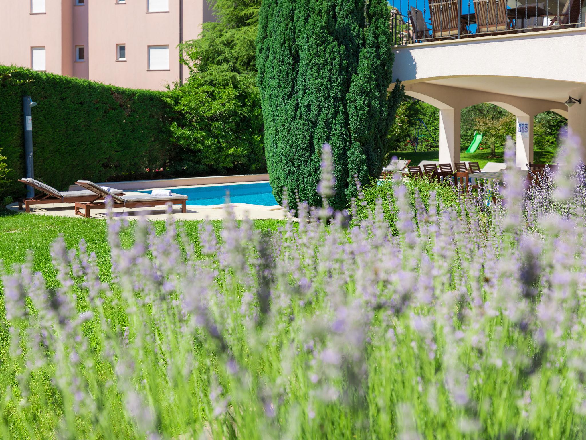 Foto 58 - Casa de 8 habitaciones en Pula con piscina privada y jardín