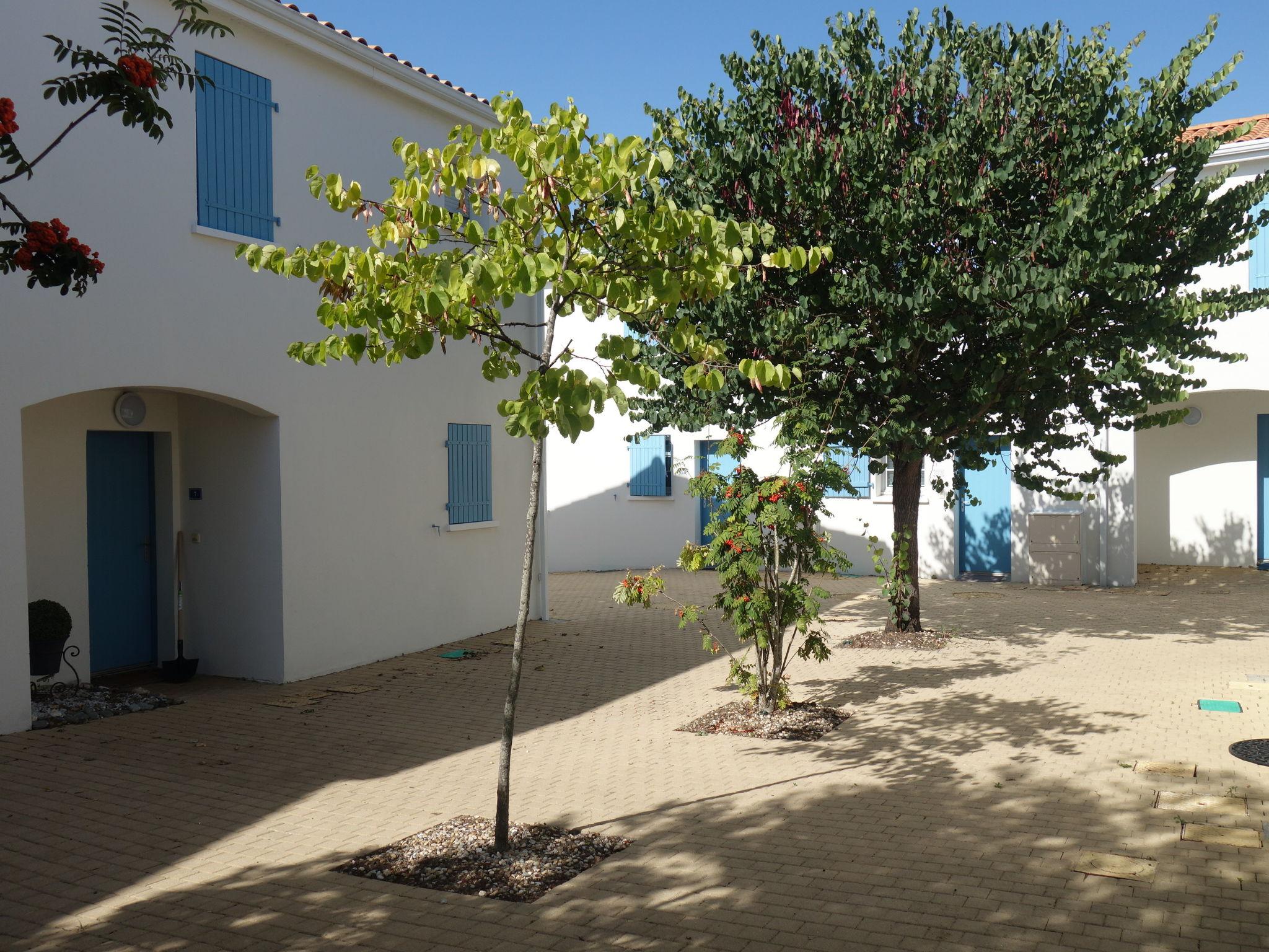 Foto 21 - Casa de 2 quartos em Vaux-sur-Mer com piscina e terraço