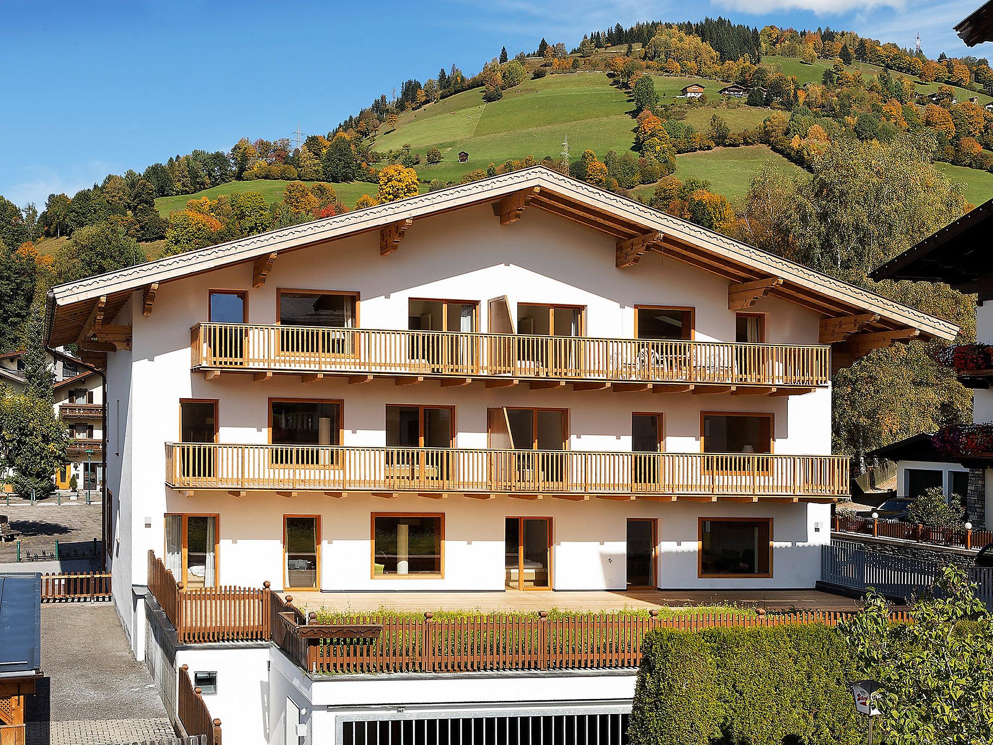 Photo 1 - Appartement de 3 chambres à Zell am See avec jardin et vues sur la montagne