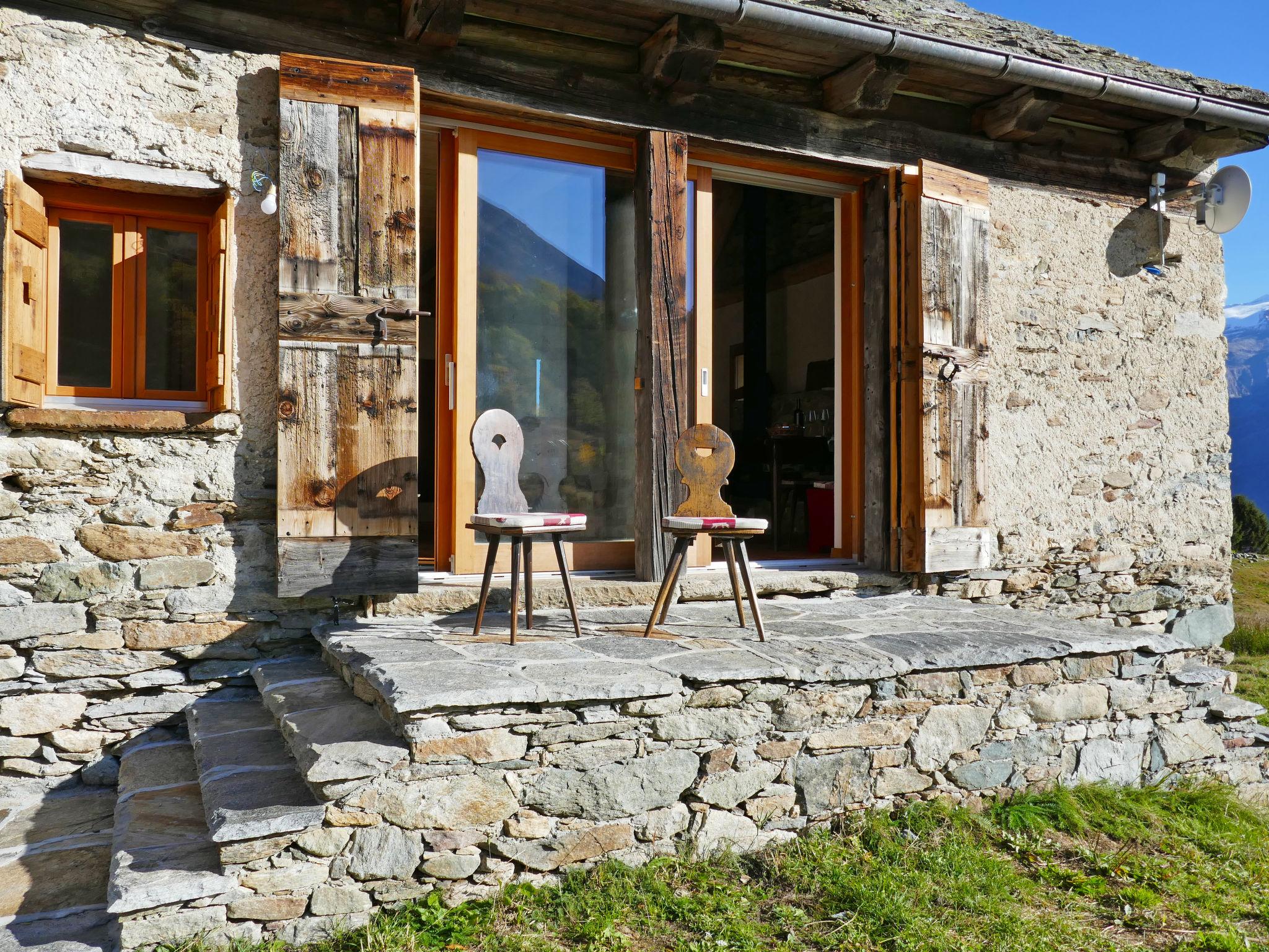 Photo 5 - Maison de 1 chambre à Acquarossa avec jardin et terrasse