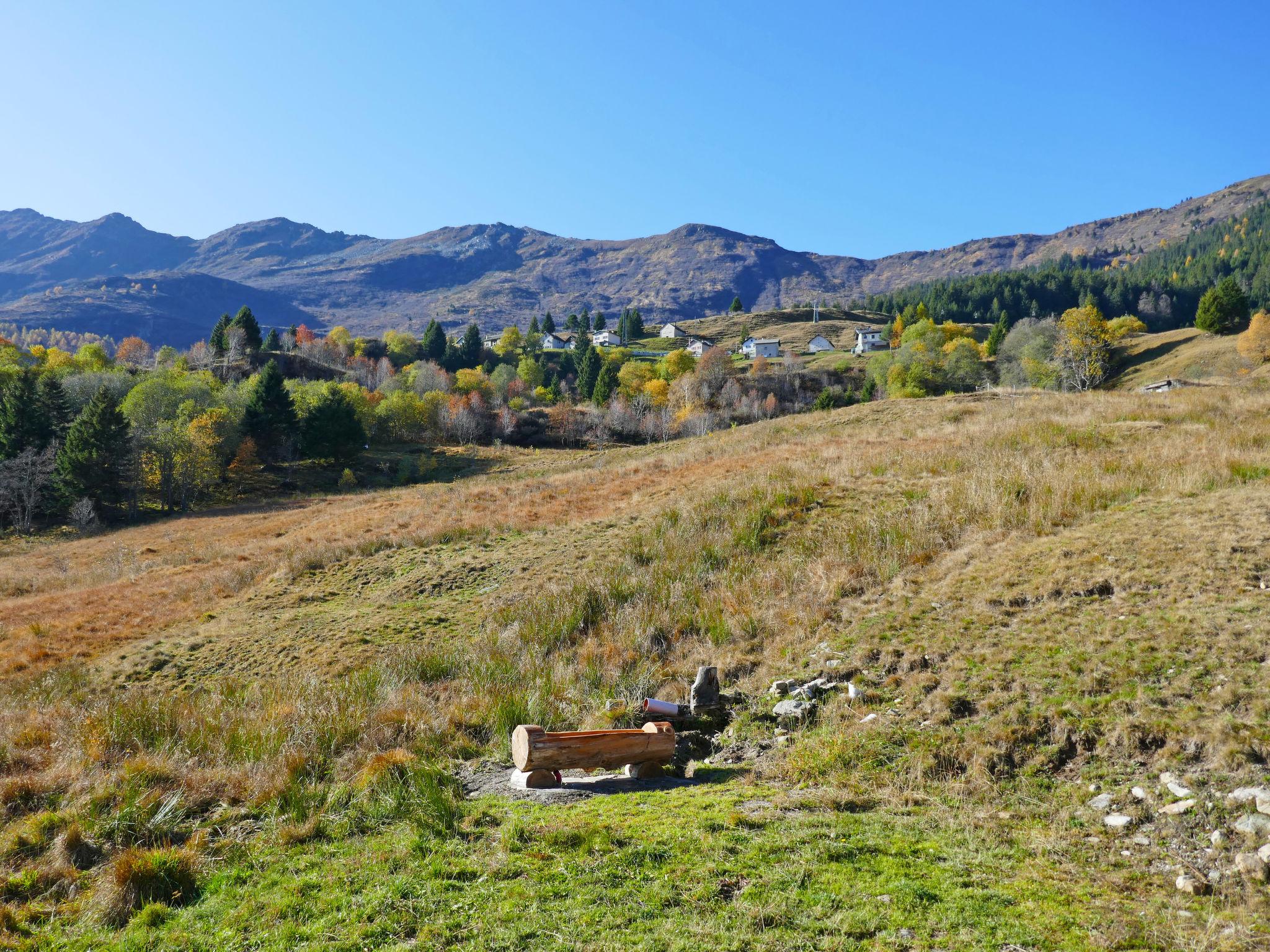 Photo 12 - Maison de 1 chambre à Acquarossa avec terrasse et vues sur la montagne