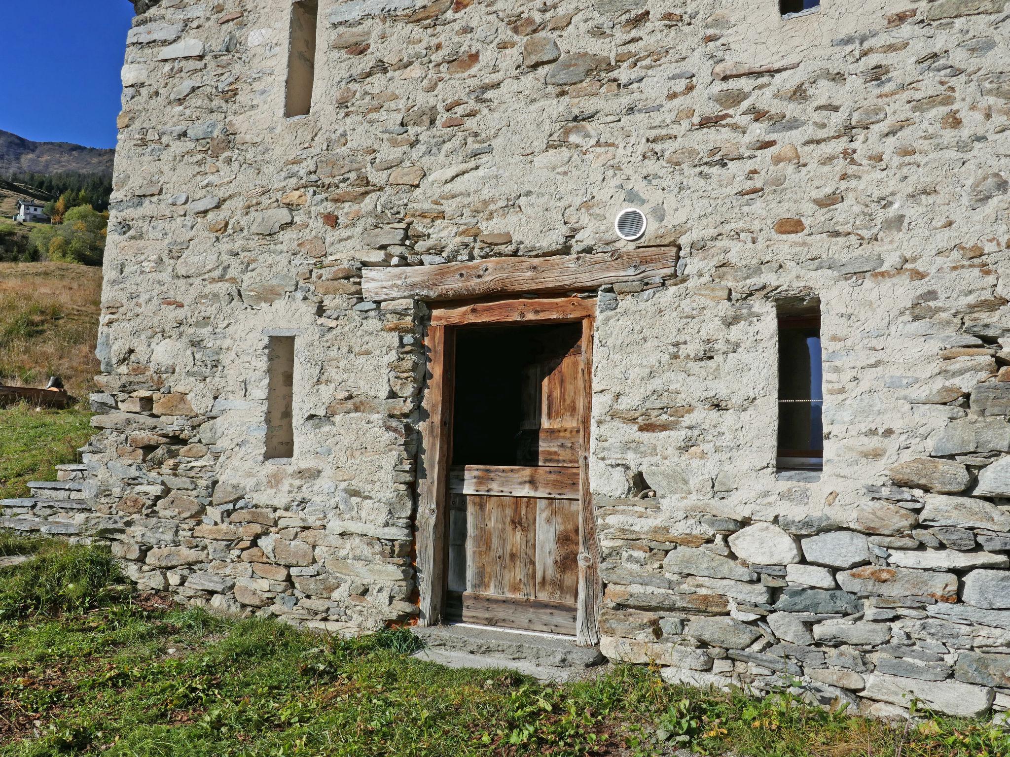 Foto 14 - Casa de 1 habitación en Acquarossa con terraza y vistas a la montaña