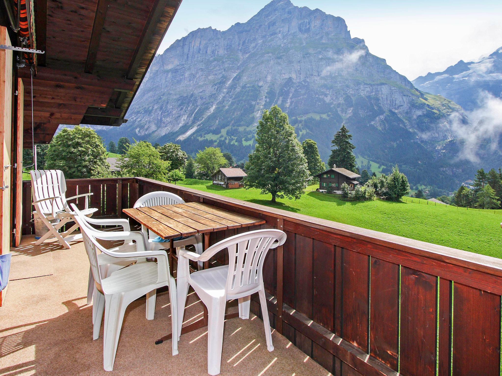 Foto 13 - Apartamento de 2 habitaciones en Grindelwald con vistas a la montaña