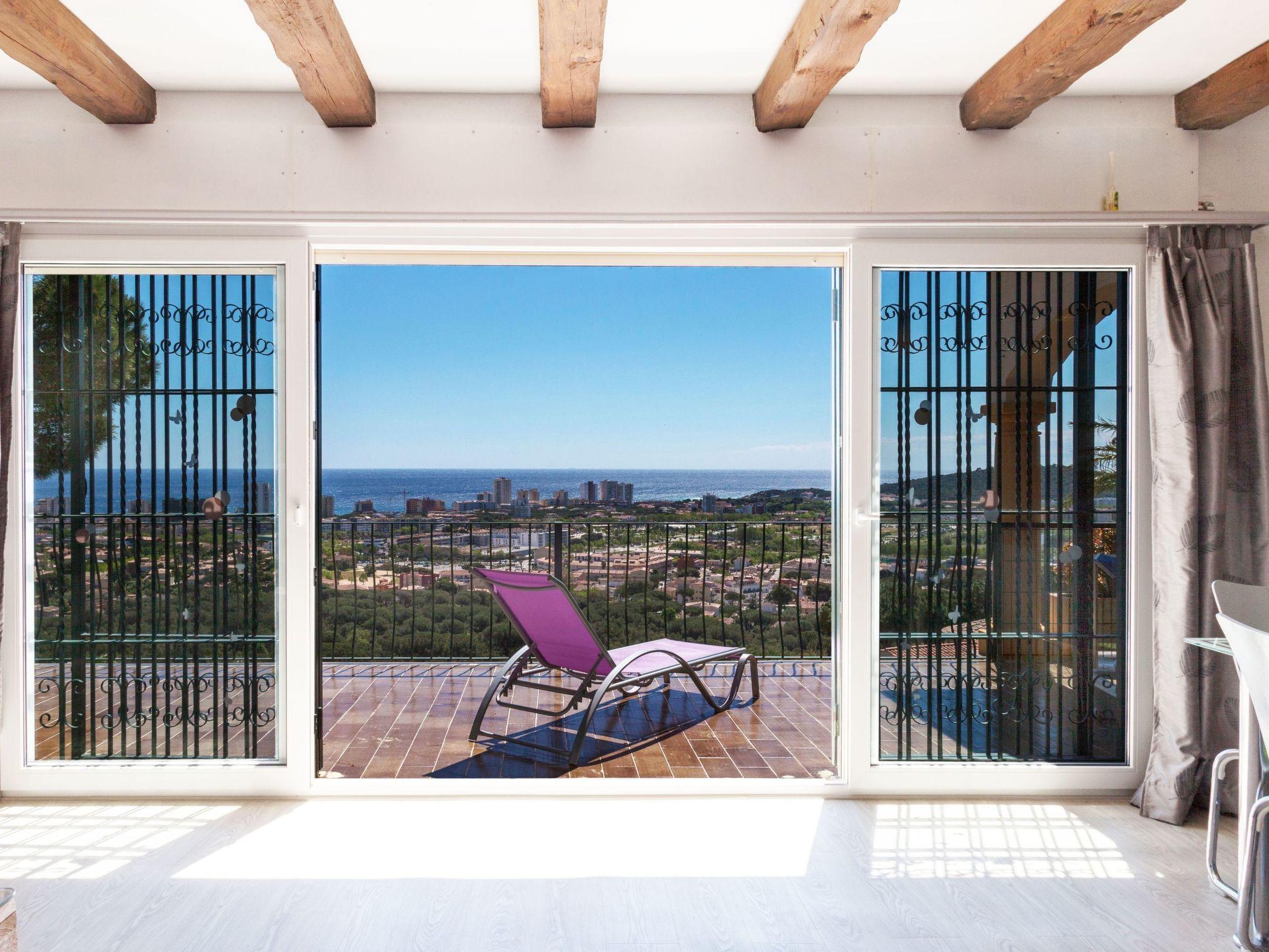 Foto 2 - Casa con 3 camere da letto a Castell-Platja d'Aro con piscina e vista mare