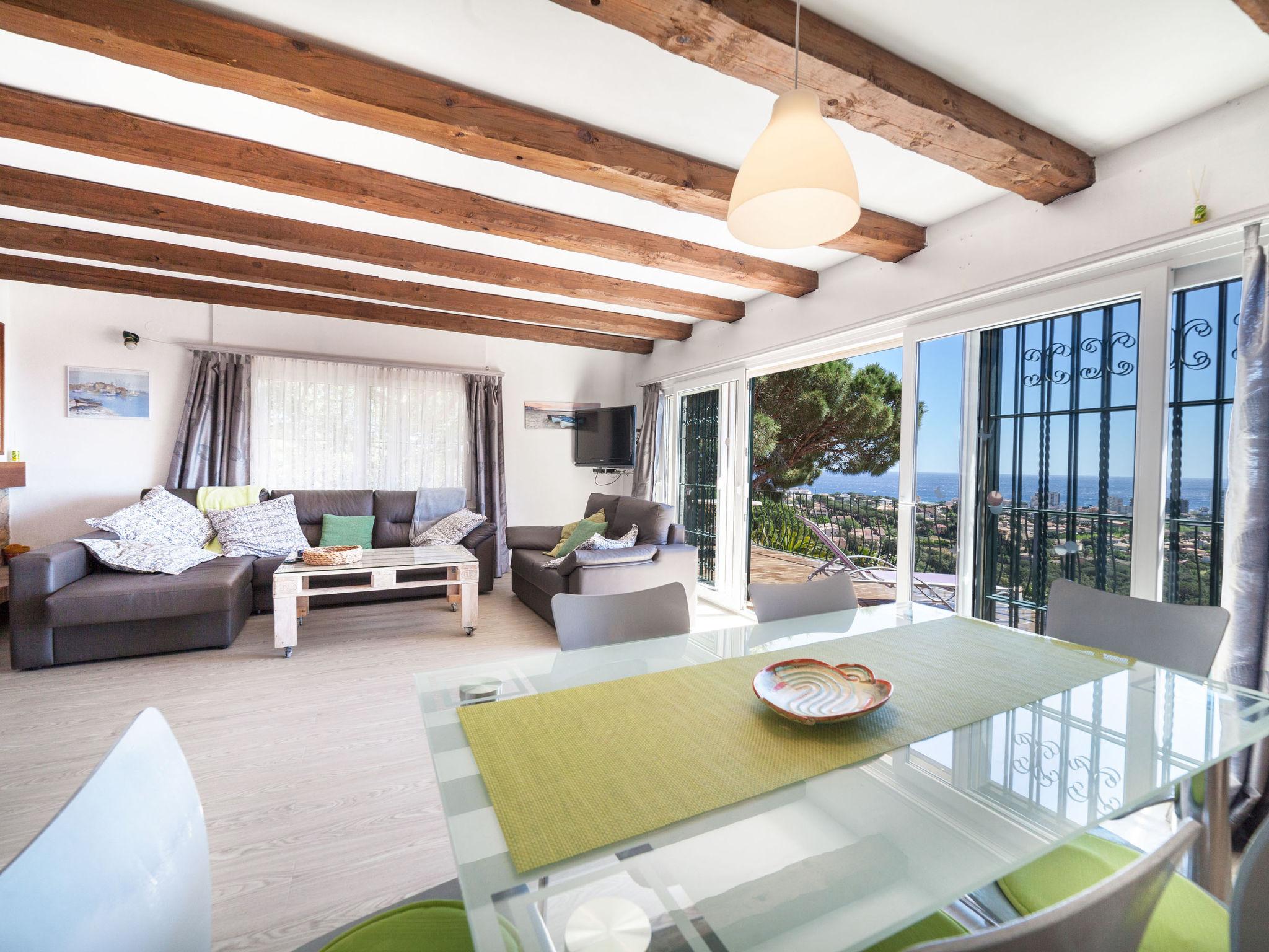 Photo 3 - Maison de 3 chambres à Castell-Platja d'Aro avec piscine et vues à la mer