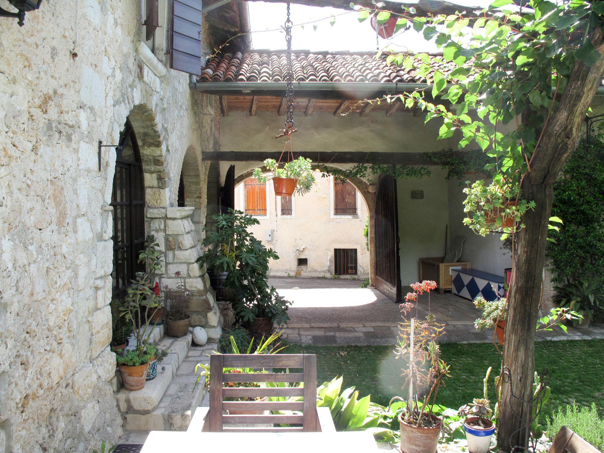 Photo 29 - 3 bedroom House in Montereale Valcellina with garden and terrace