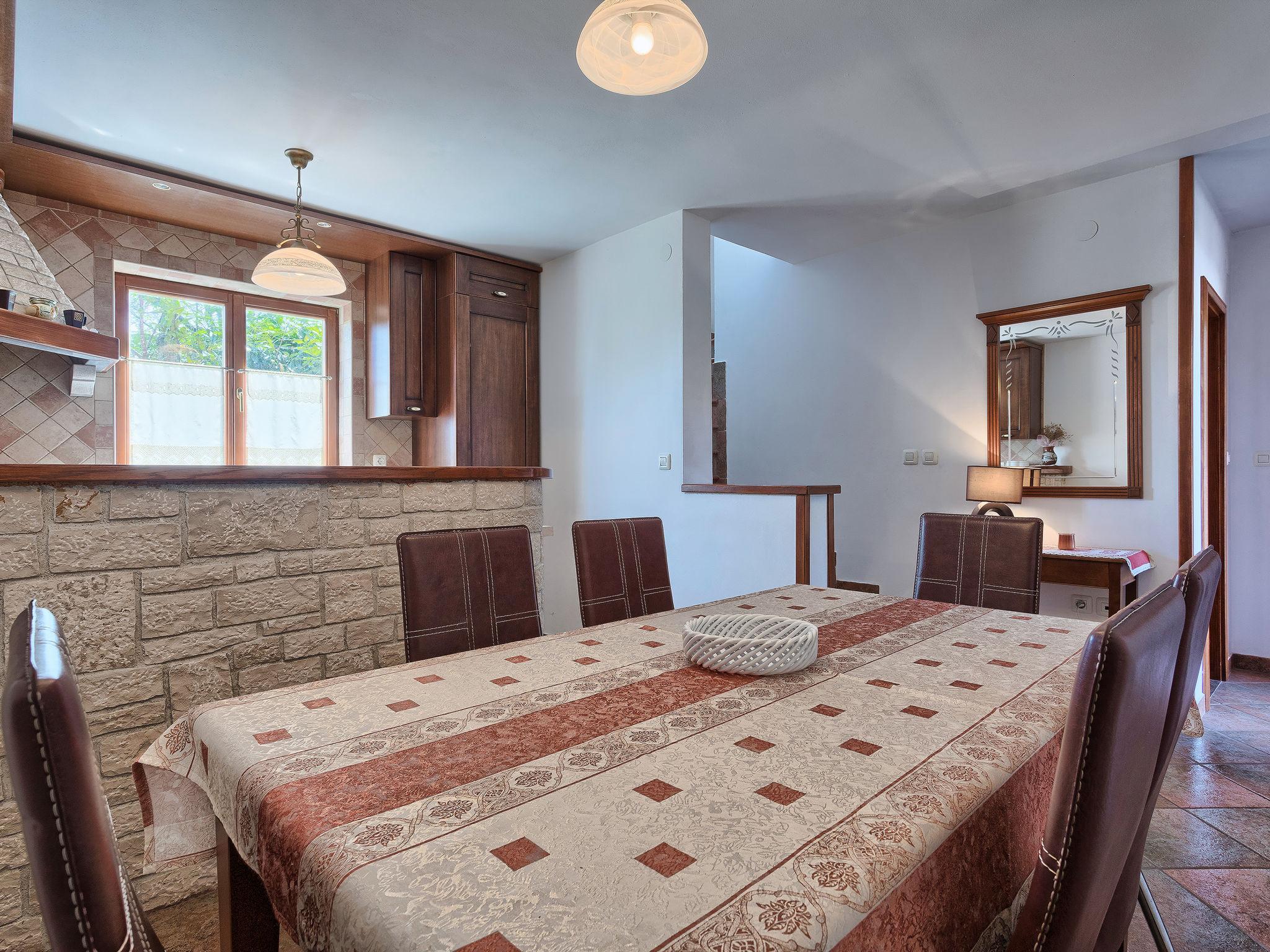 Foto 11 - Casa con 3 camere da letto a Marčana con piscina e vista mare