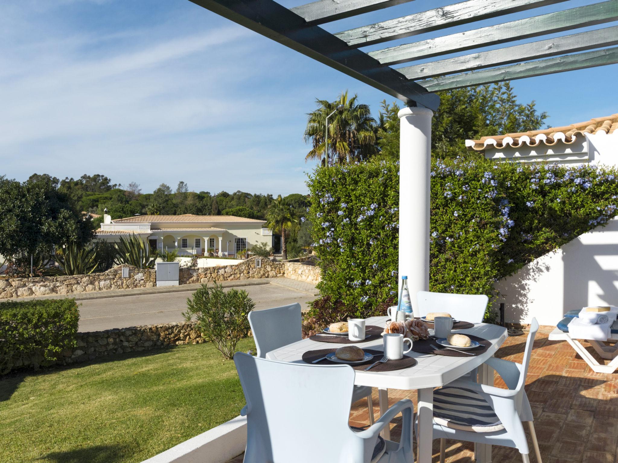 Photo 2 - Maison de 2 chambres à Lagoa avec piscine et jardin