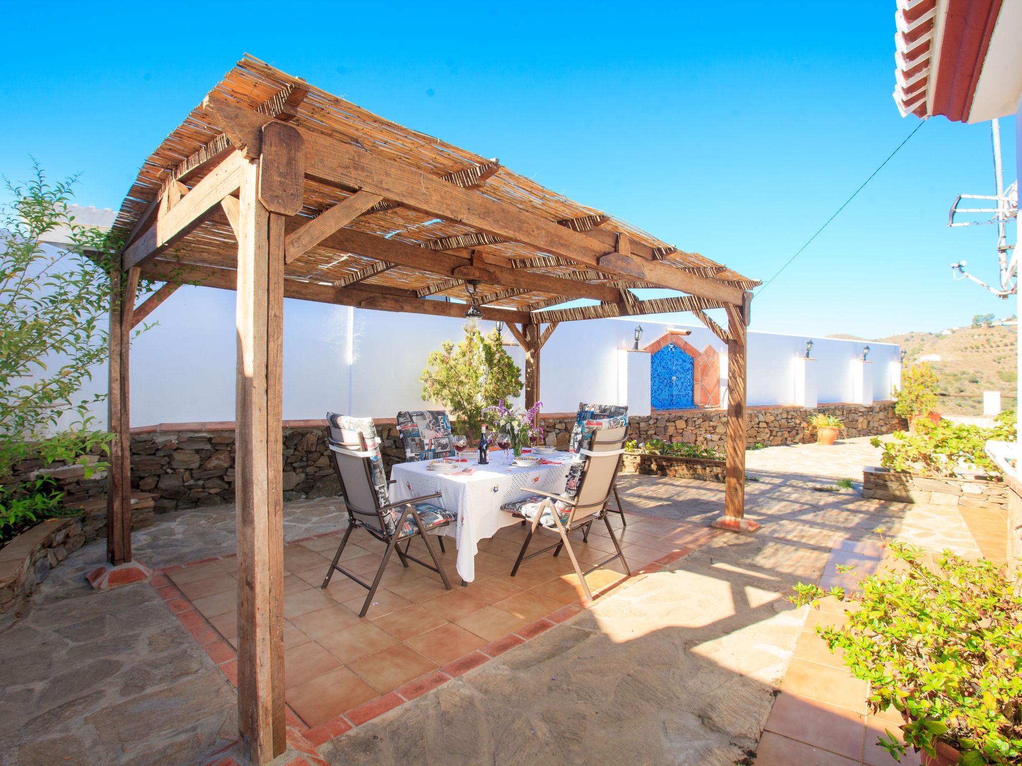 Photo 15 - Maison de 3 chambres à Torrox avec piscine privée et vues à la mer