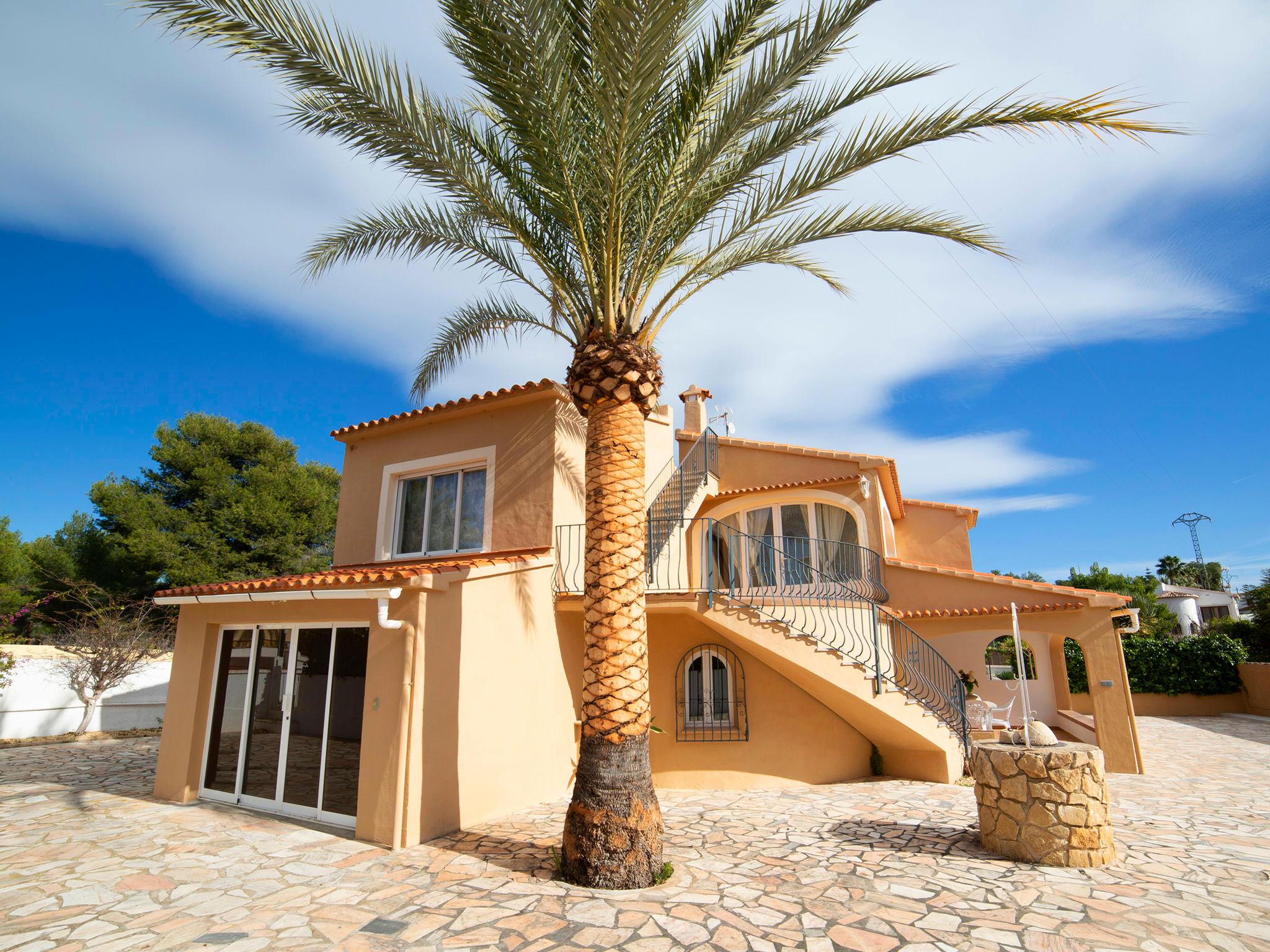 Foto 14 - Casa de 5 quartos em Calp com piscina privada e jardim