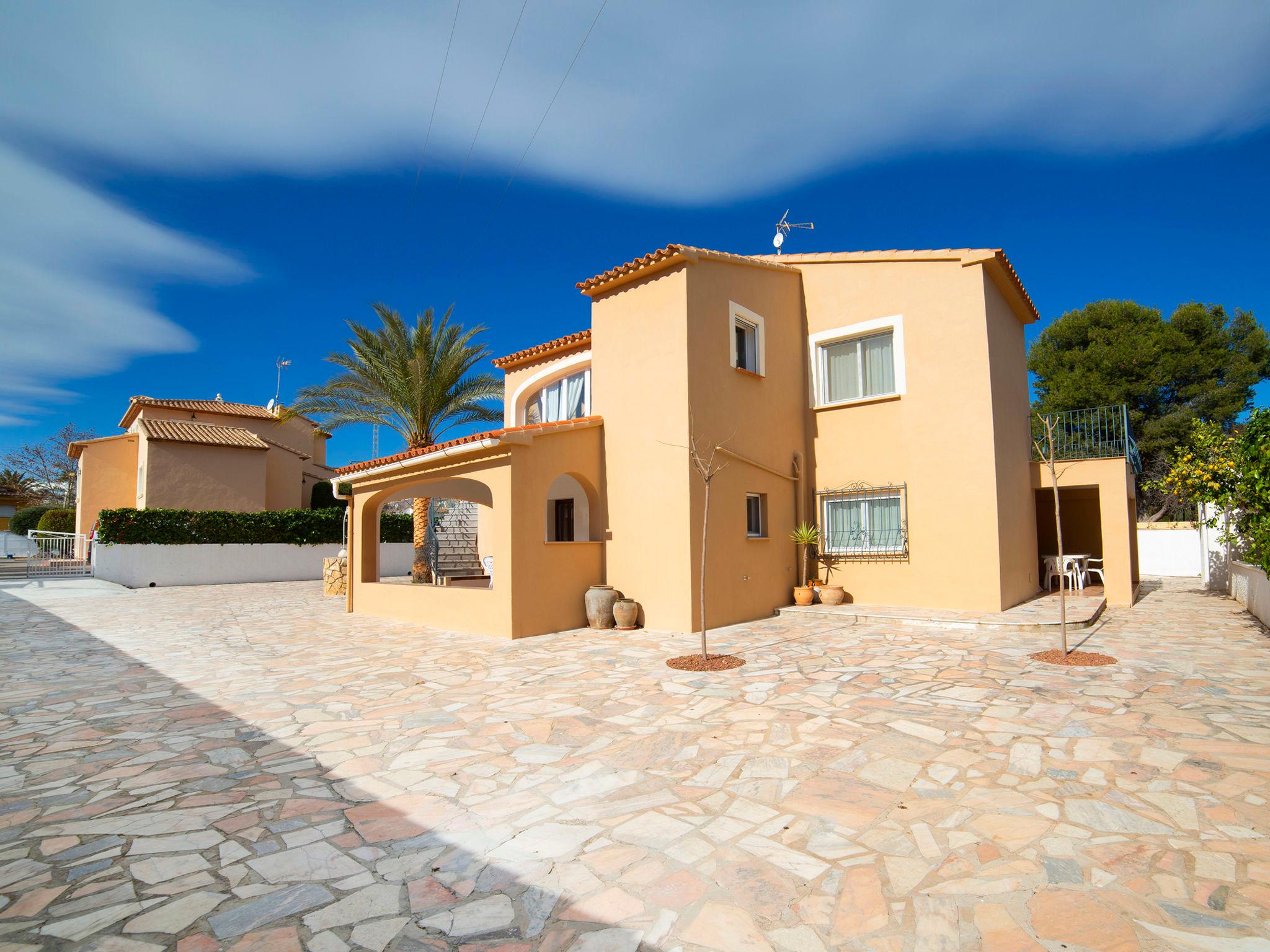 Photo 15 - 5 bedroom House in Calp with private pool and sea view