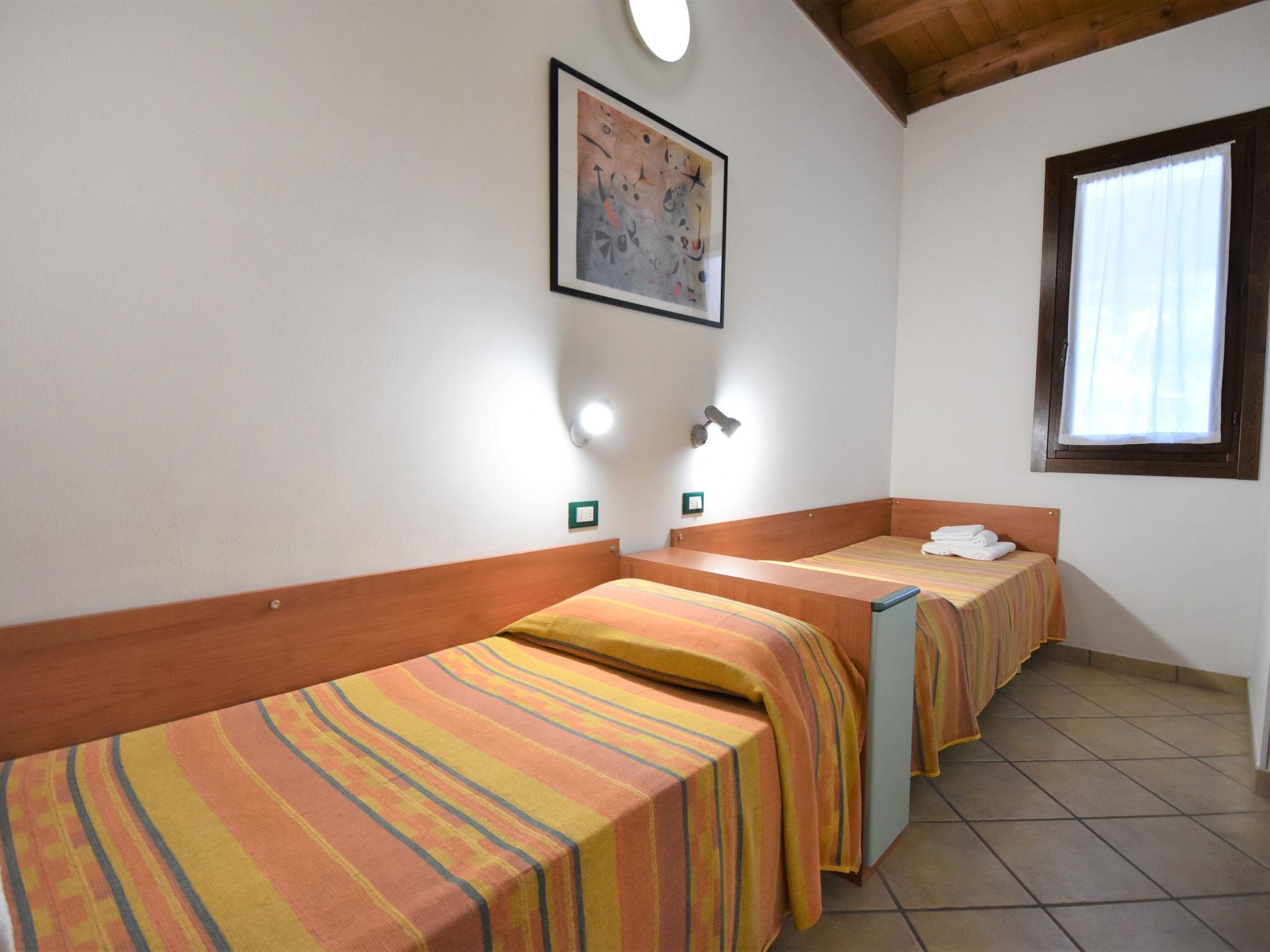 Photo 13 - 2 bedroom Apartment in Comacchio with swimming pool and garden