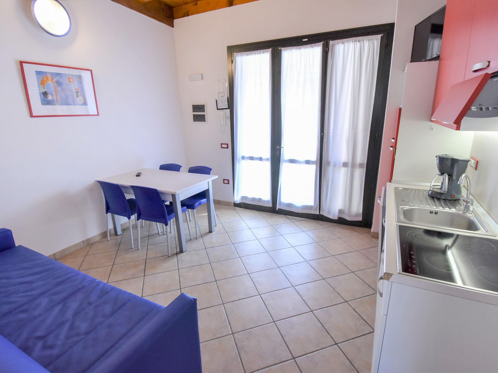 Foto 7 - Apartamento de 2 quartos em Comacchio com piscina e jardim