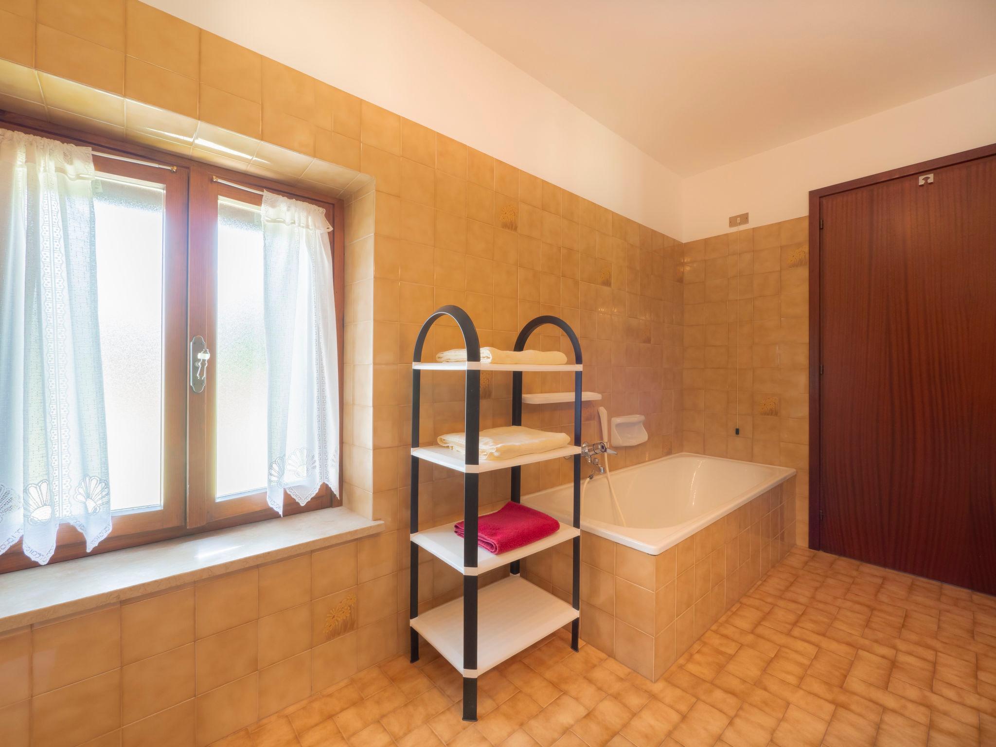 Foto 22 - Haus mit 2 Schlafzimmern in Rive d'Arcano mit garten